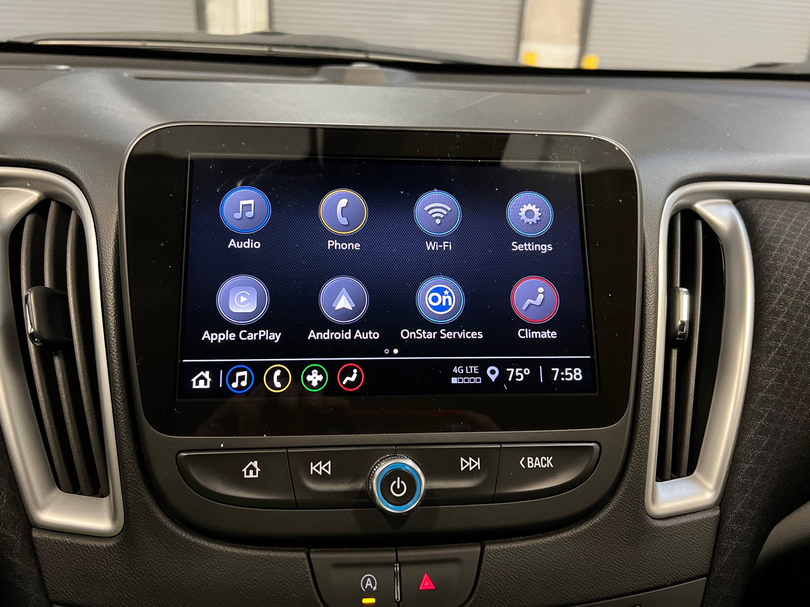 Thumbnail: 2024 Chevrolet Malibu - 4
