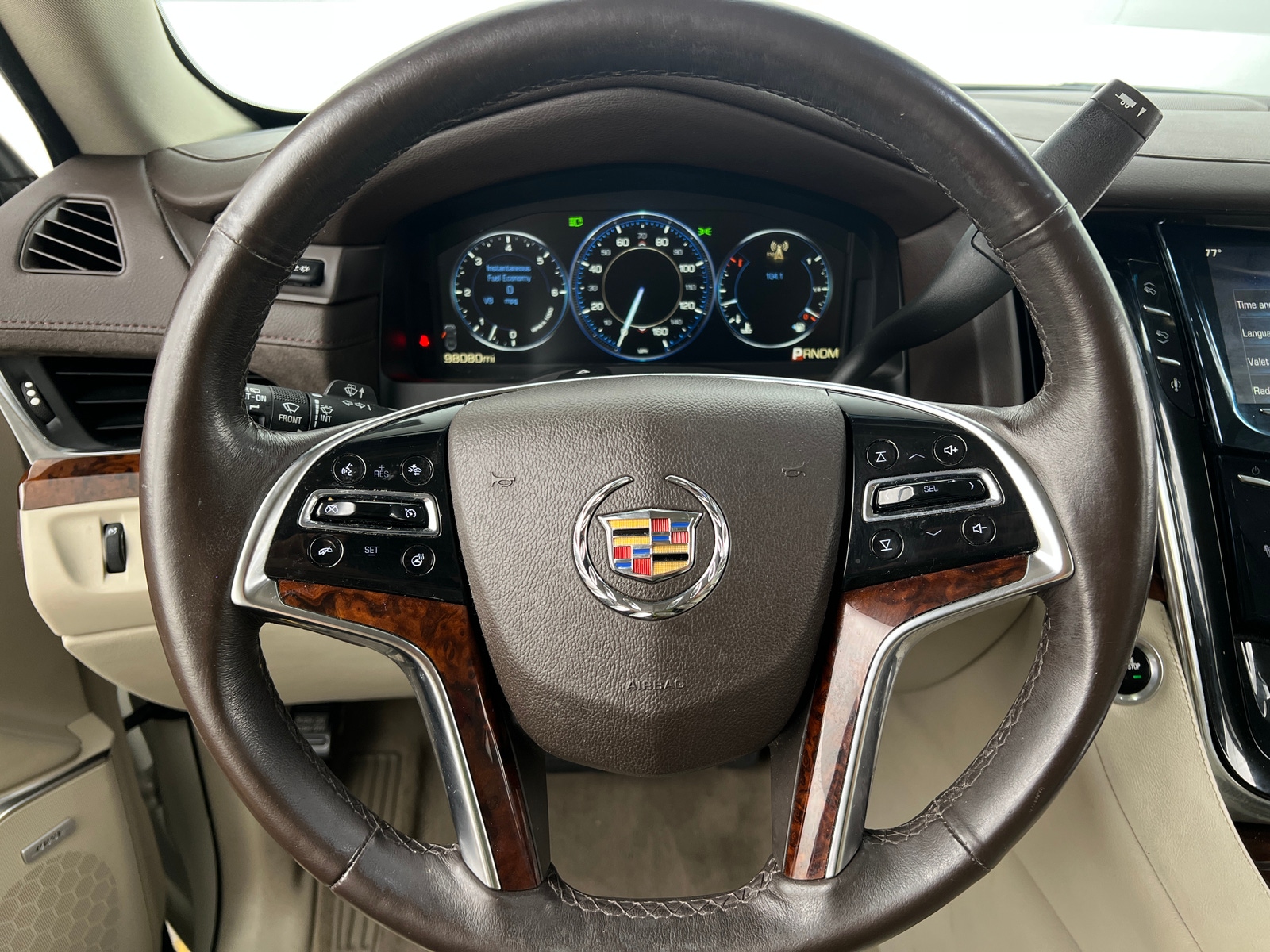 Thumbnail: 2015 Cadillac Escalade - 4