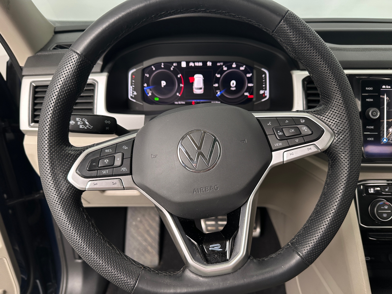 Thumbnail: 2022 Volkswagen Atlas - 5