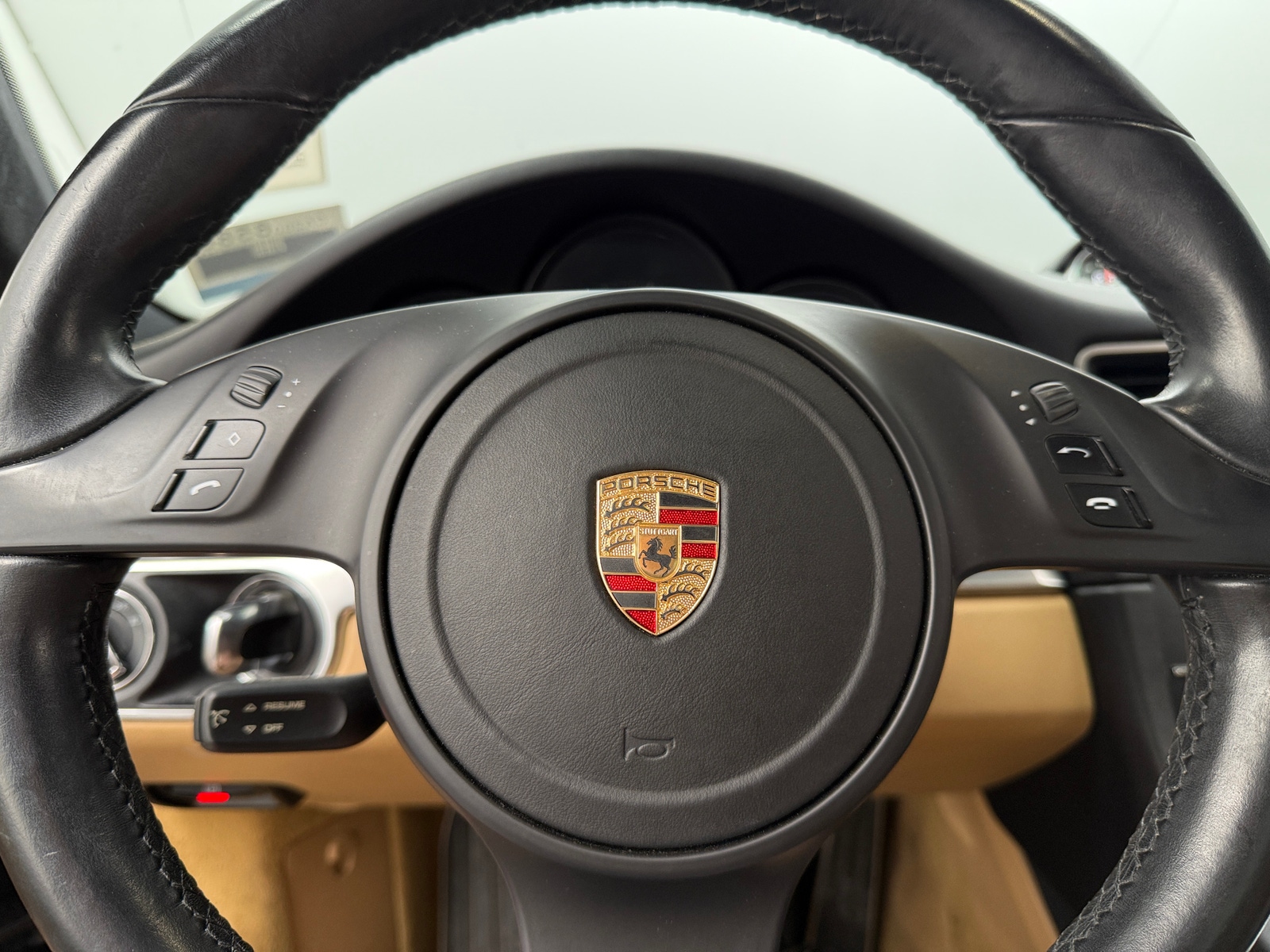 Thumbnail: 2015 Porsche 911 - 3