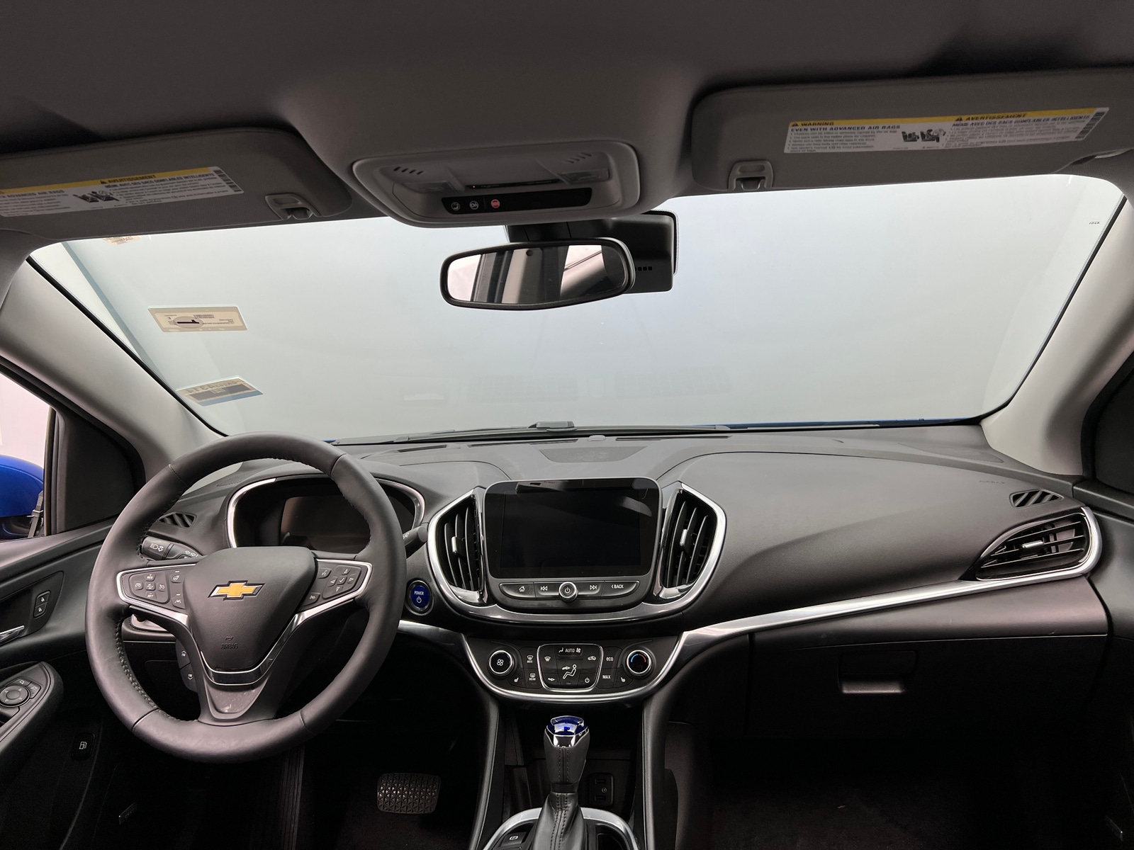 Thumbnail: 2017 Chevrolet Volt - 2