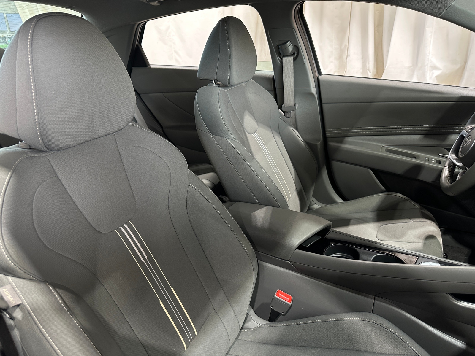 Thumbnail: 2025 Hyundai Elantra - 2