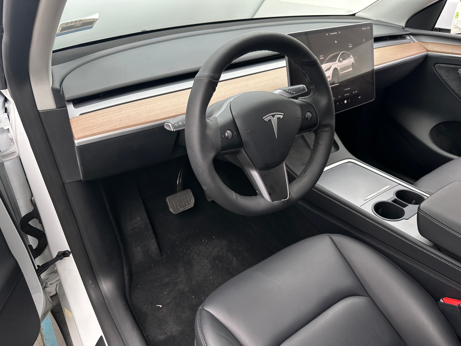 Thumbnail: 2024 Tesla Model Y - 2