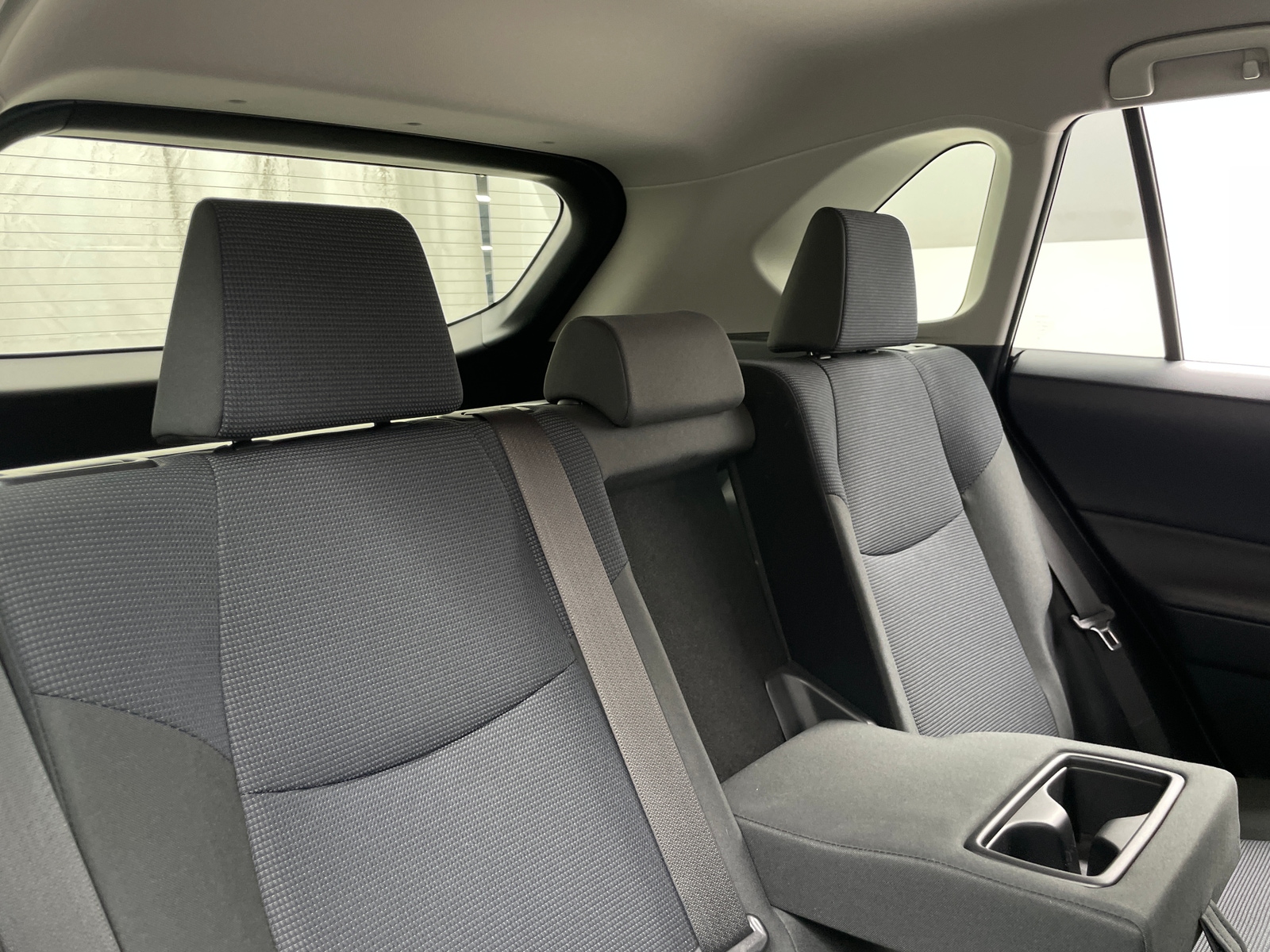 Thumbnail: 2019 Toyota RAV4 - 6