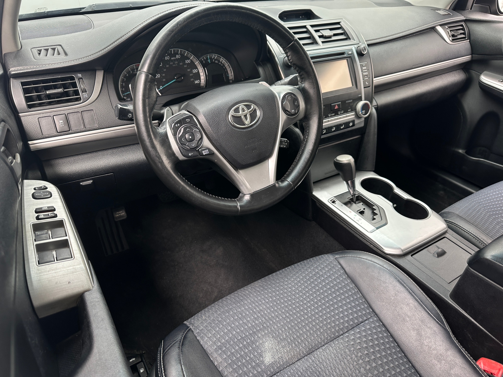 Thumbnail: 2014 Toyota Camry - 3