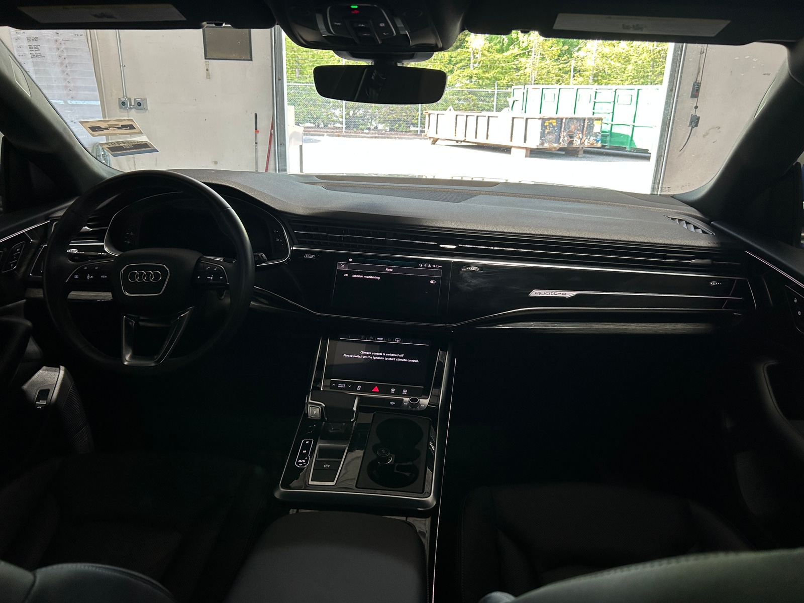 Thumbnail: 2021 Audi Q8 - 2