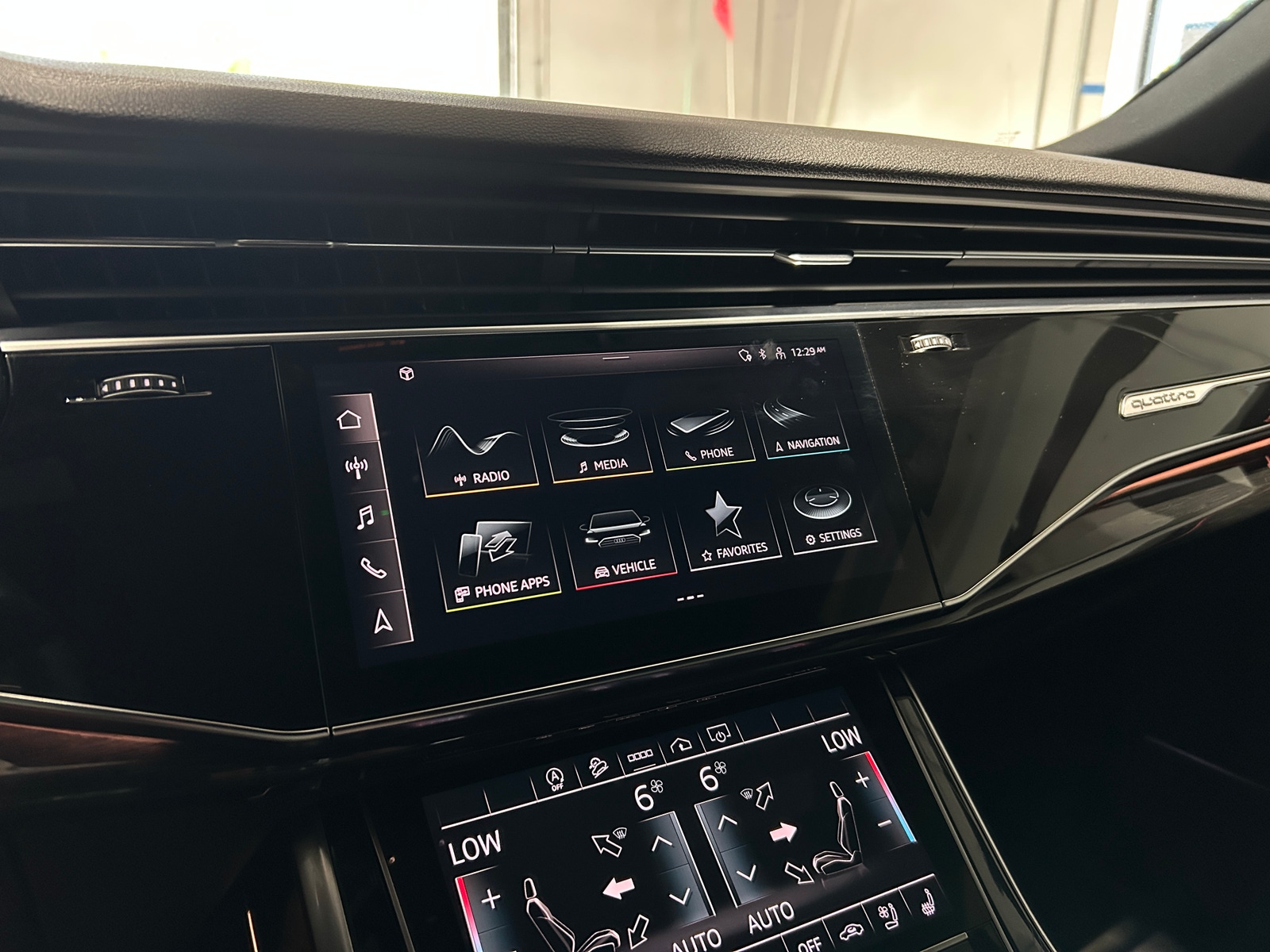 Thumbnail: 2021 Audi Q8 - 3