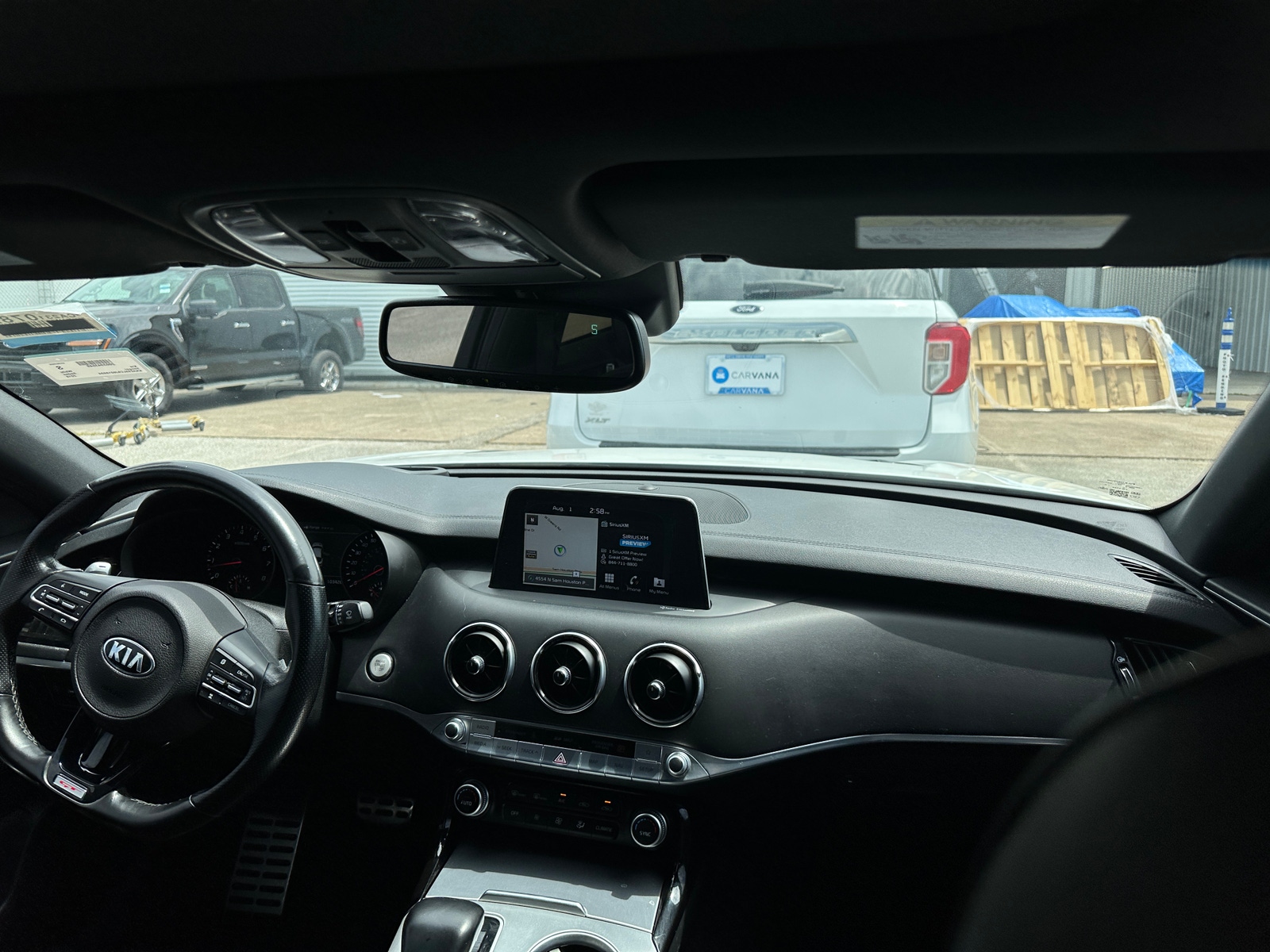 Thumbnail: 2018 Kia Stinger - 2