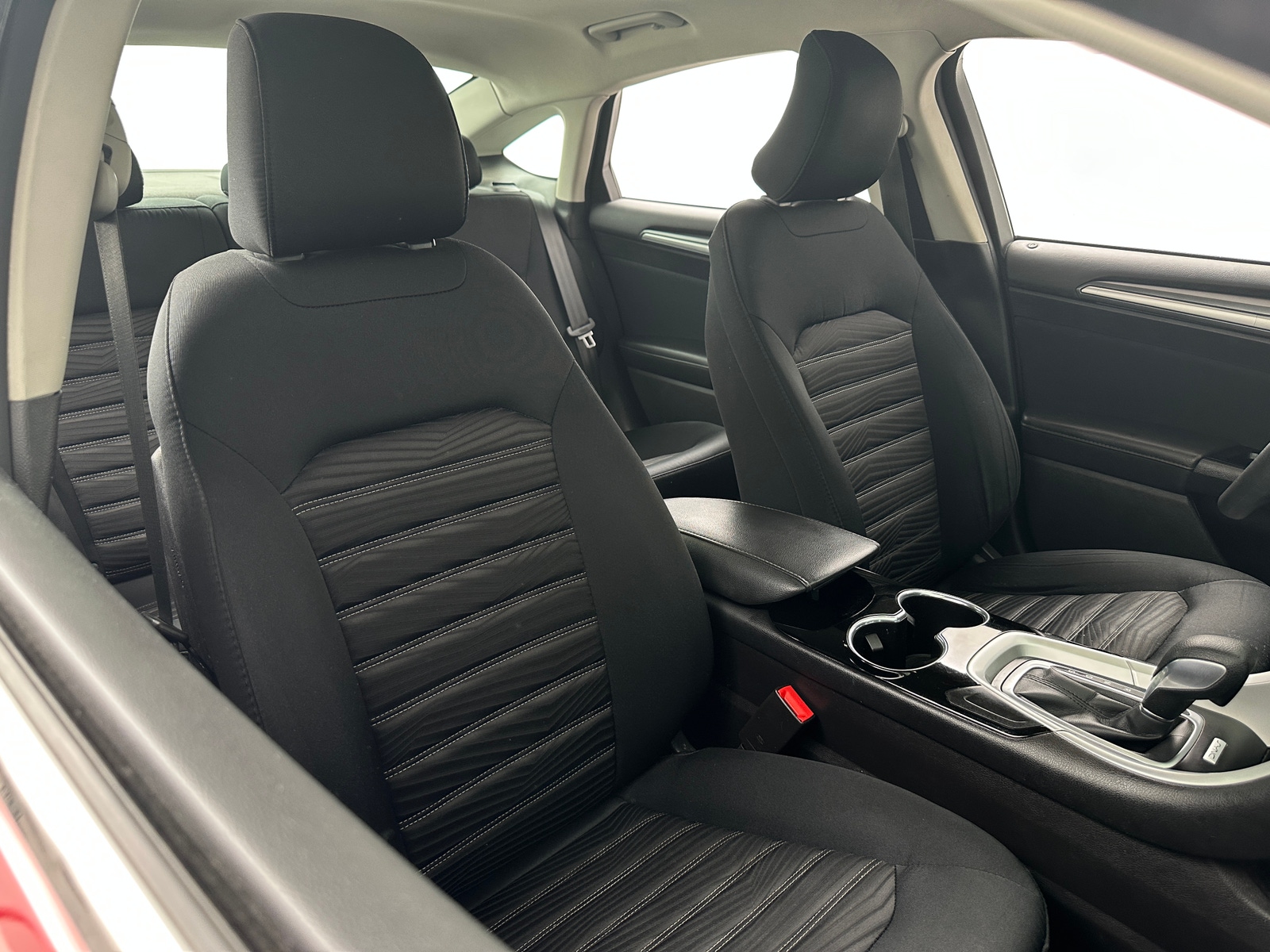 Thumbnail: 2016 Ford Fusion - 2
