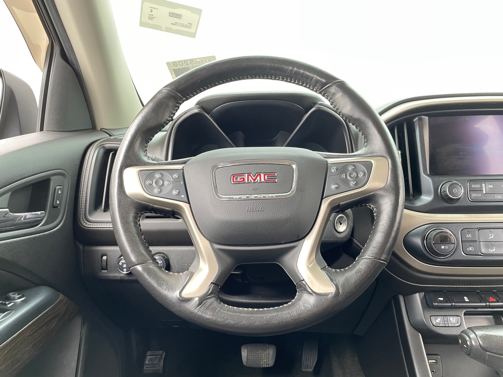 Thumbnail: 2018 GMC Canyon - 4