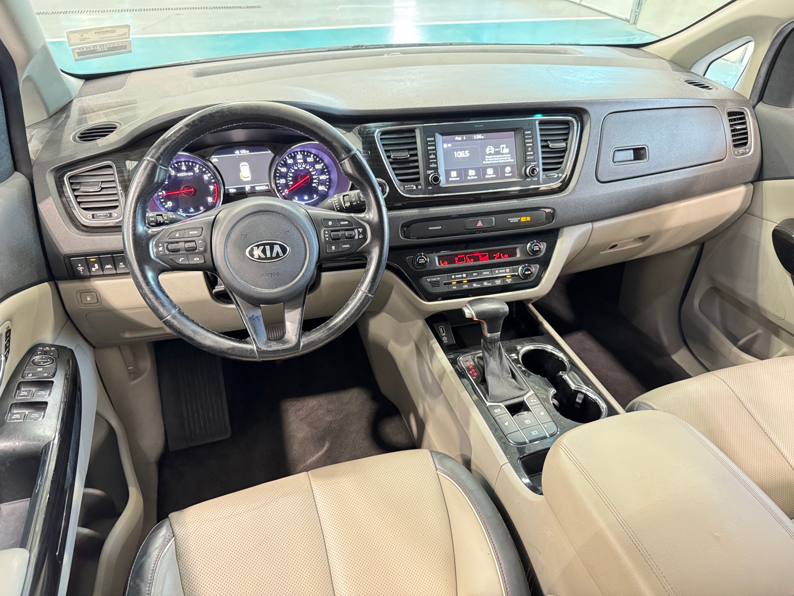 Thumbnail: 2020 Kia Sedona - 2