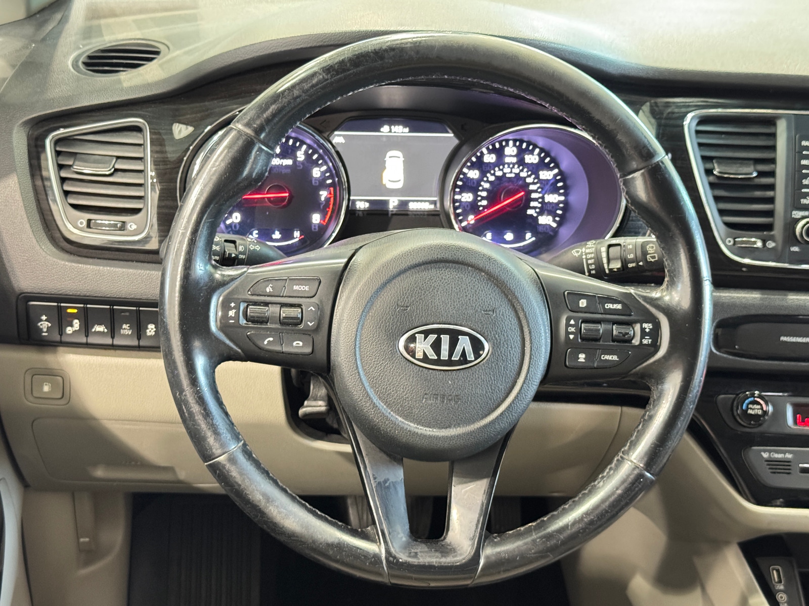 Thumbnail: 2020 Kia Sedona - 4