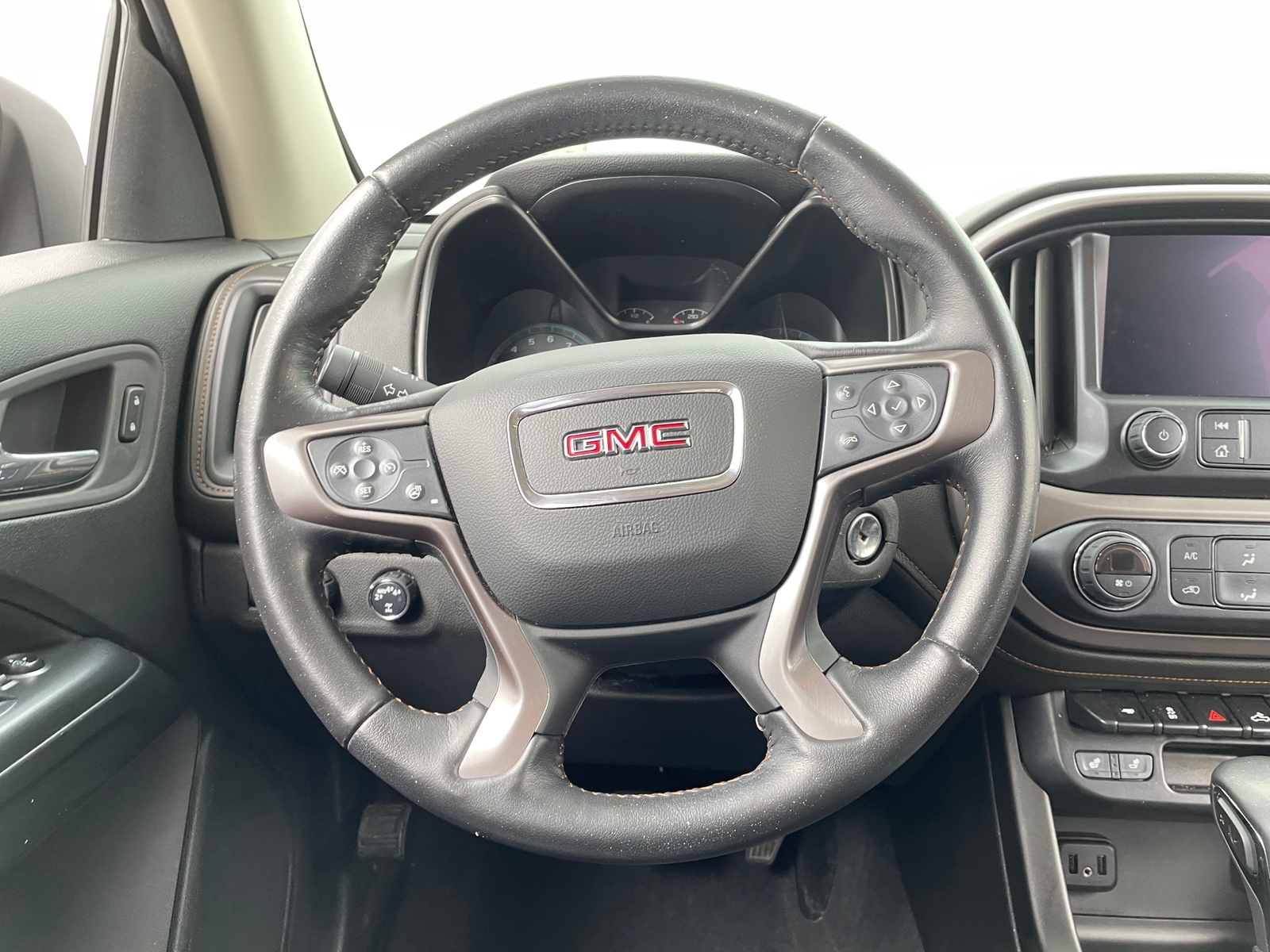 Thumbnail: 2022 GMC Canyon - 4