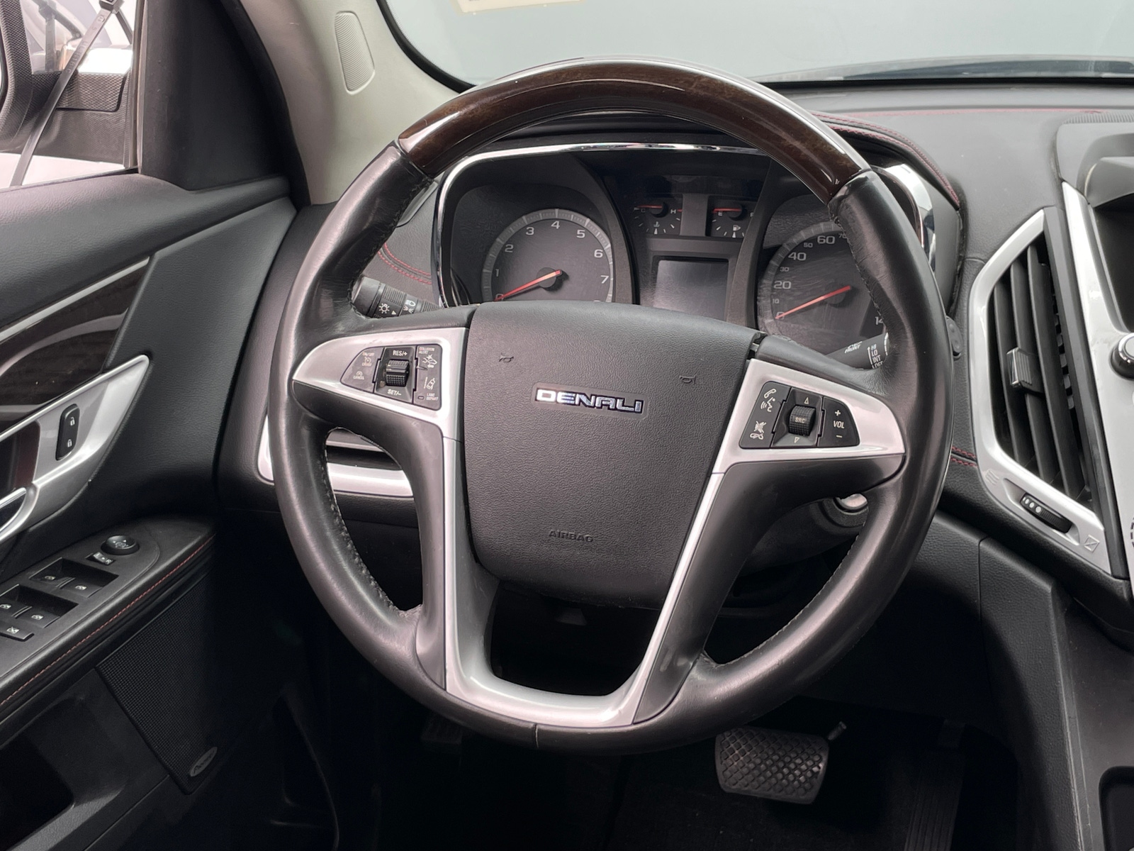 Thumbnail: 2014 GMC Terrain - 4