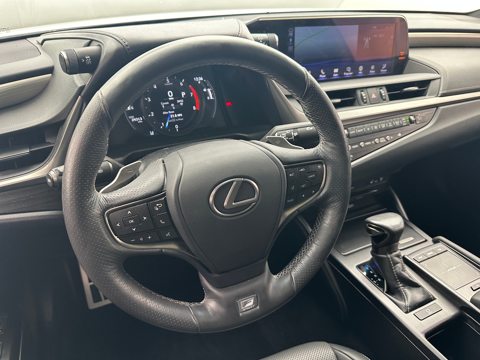 Thumbnail: 2019 Lexus ES - 5