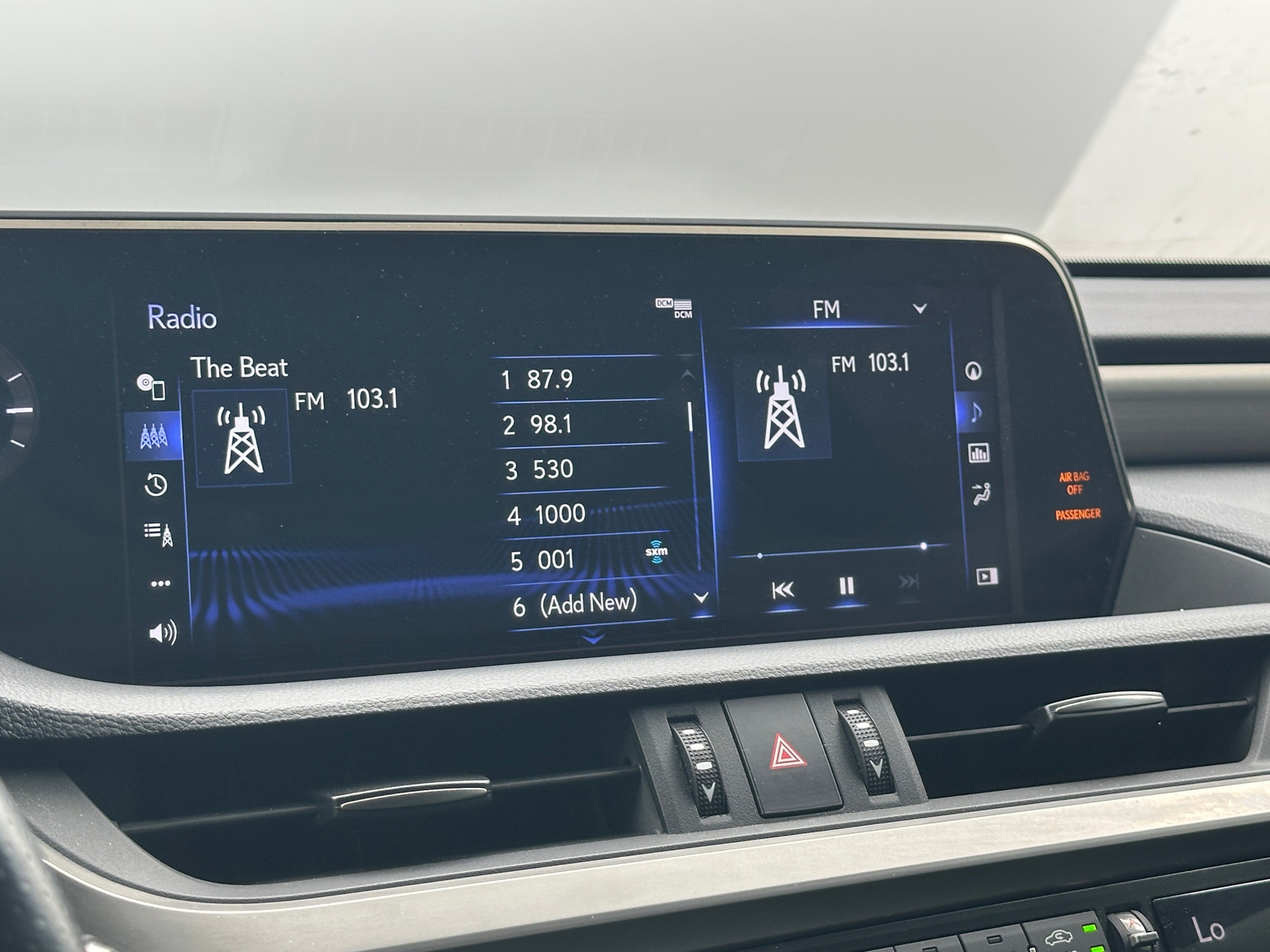 Thumbnail: 2019 Lexus ES - 4