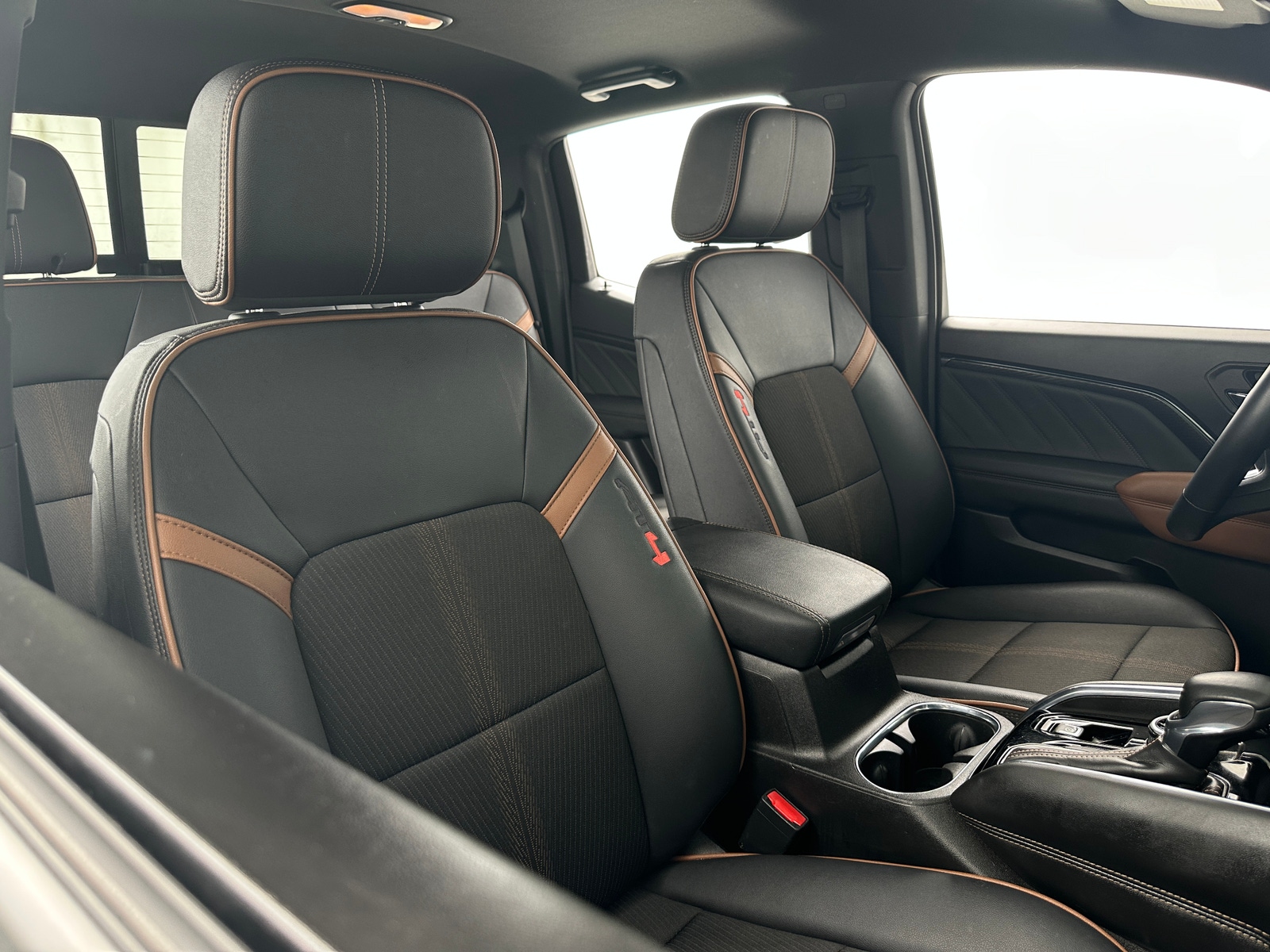 Thumbnail: 2023 GMC Canyon - 2