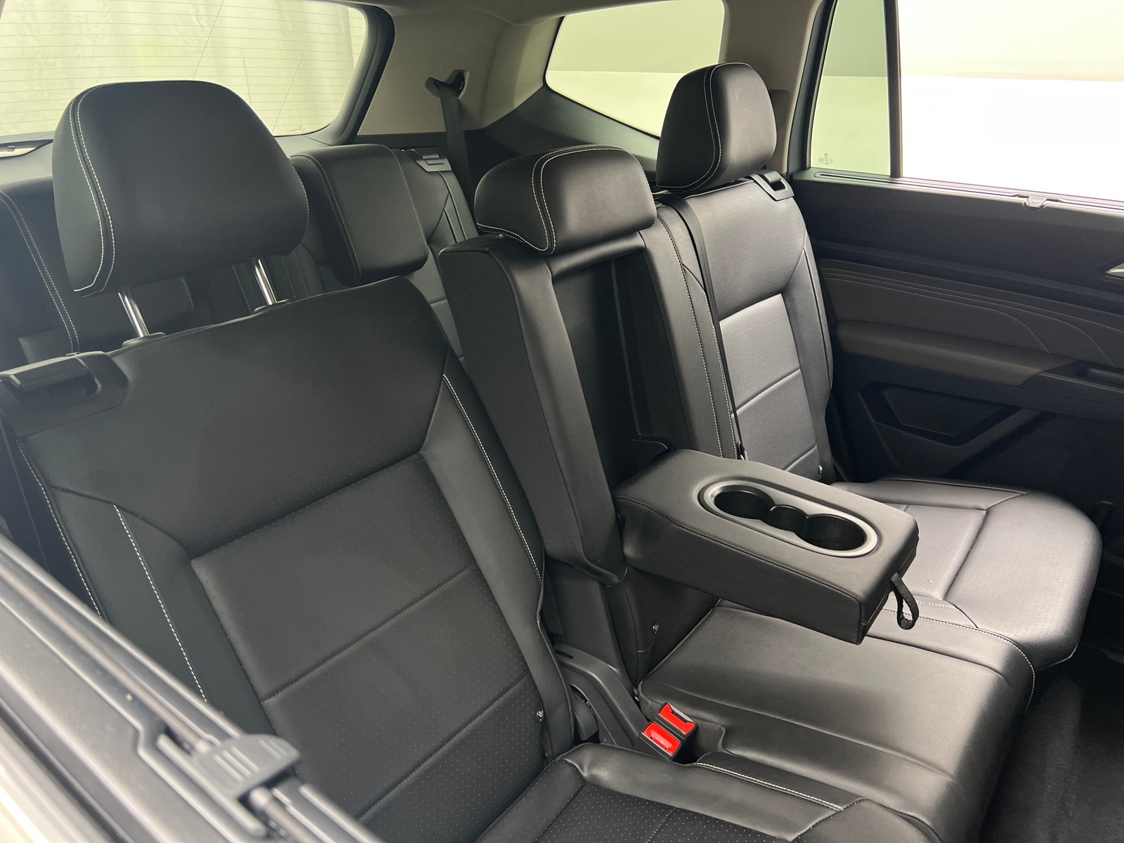 Thumbnail: 2023 Volkswagen Atlas - 5