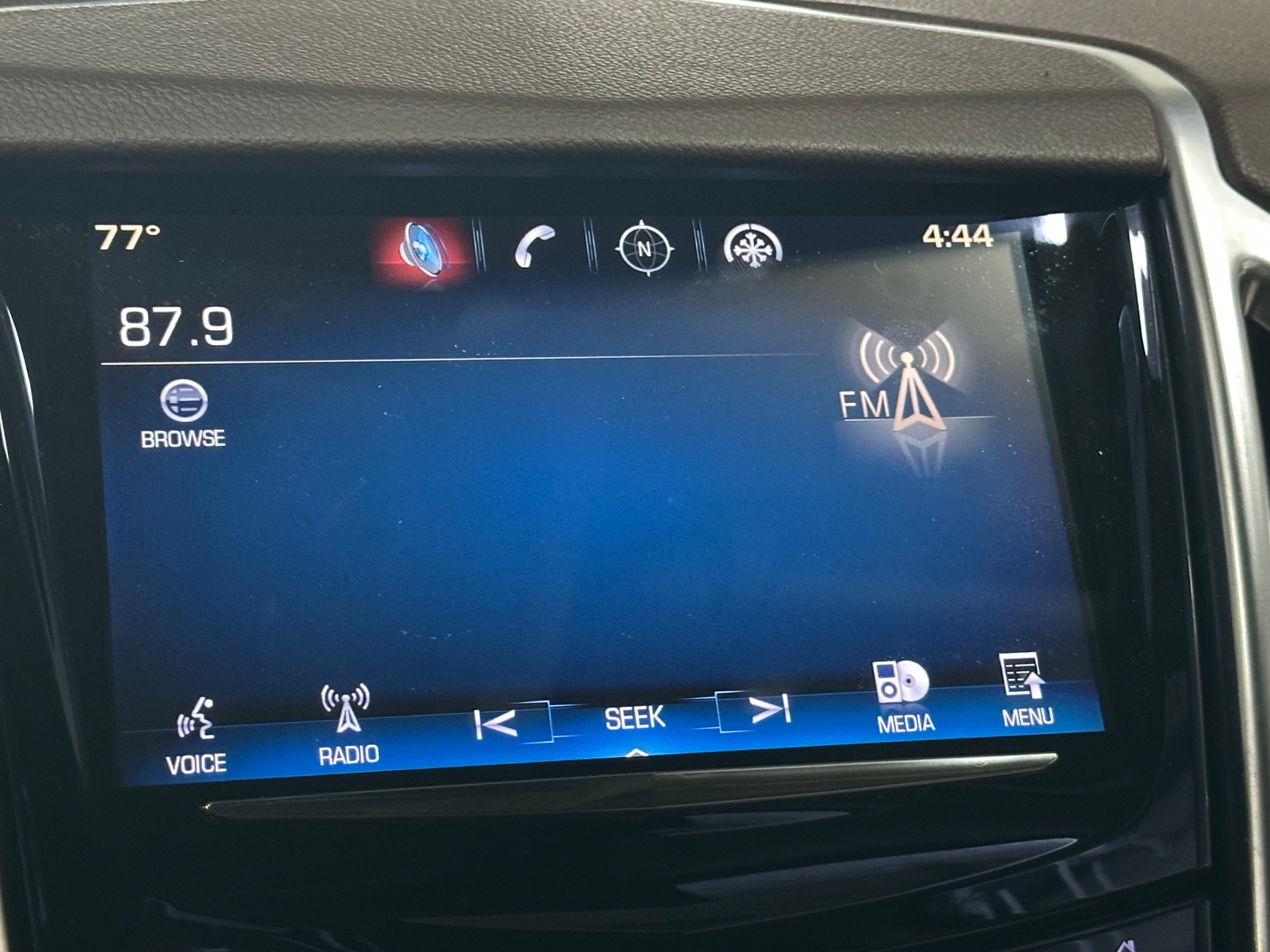 Thumbnail: 2014 Cadillac SRX - 3