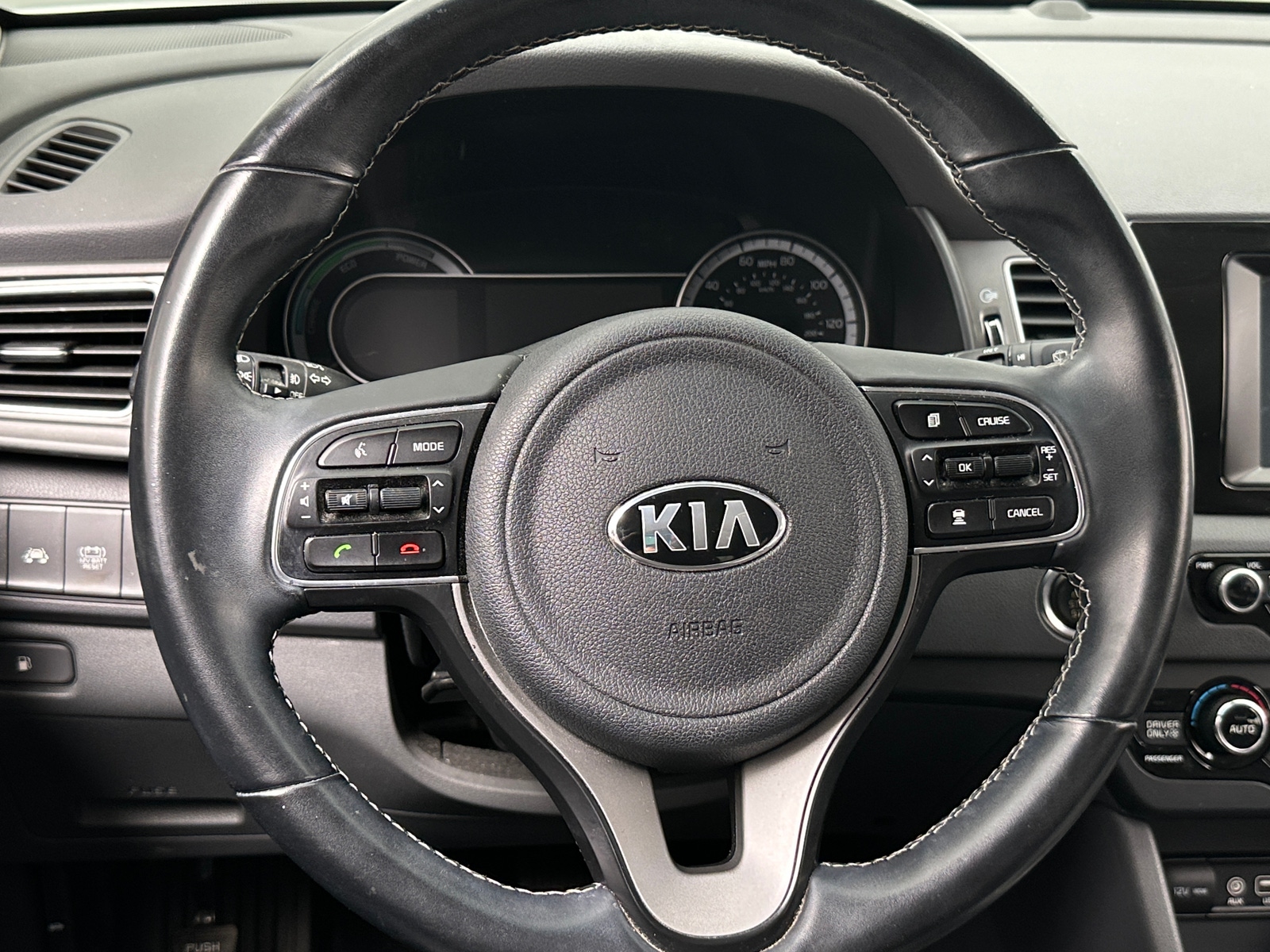 Thumbnail: 2019 Kia Niro - 5