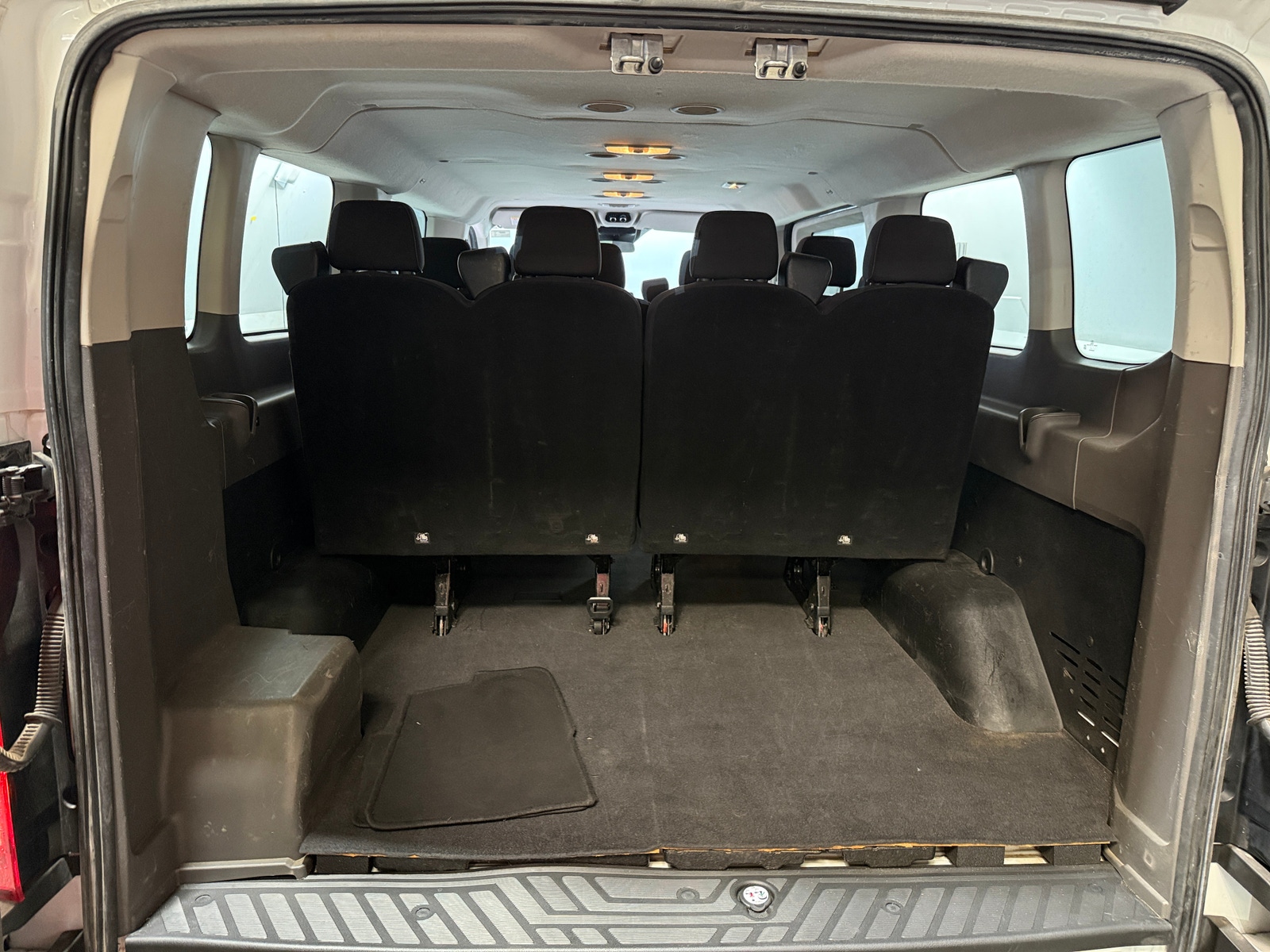 Thumbnail: 2020 Ford Econoline - 6