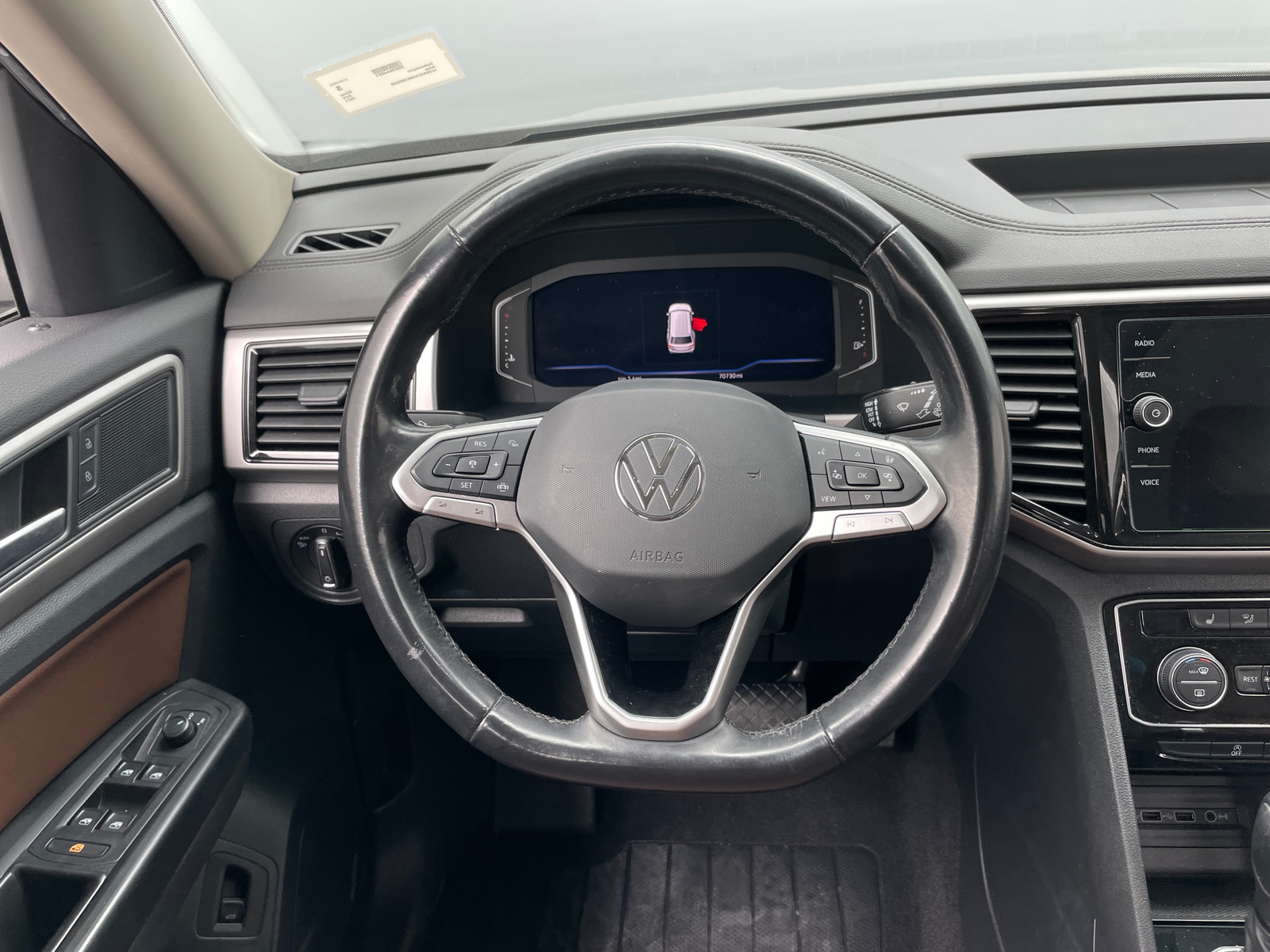 Thumbnail: 2021 Volkswagen Atlas - 4