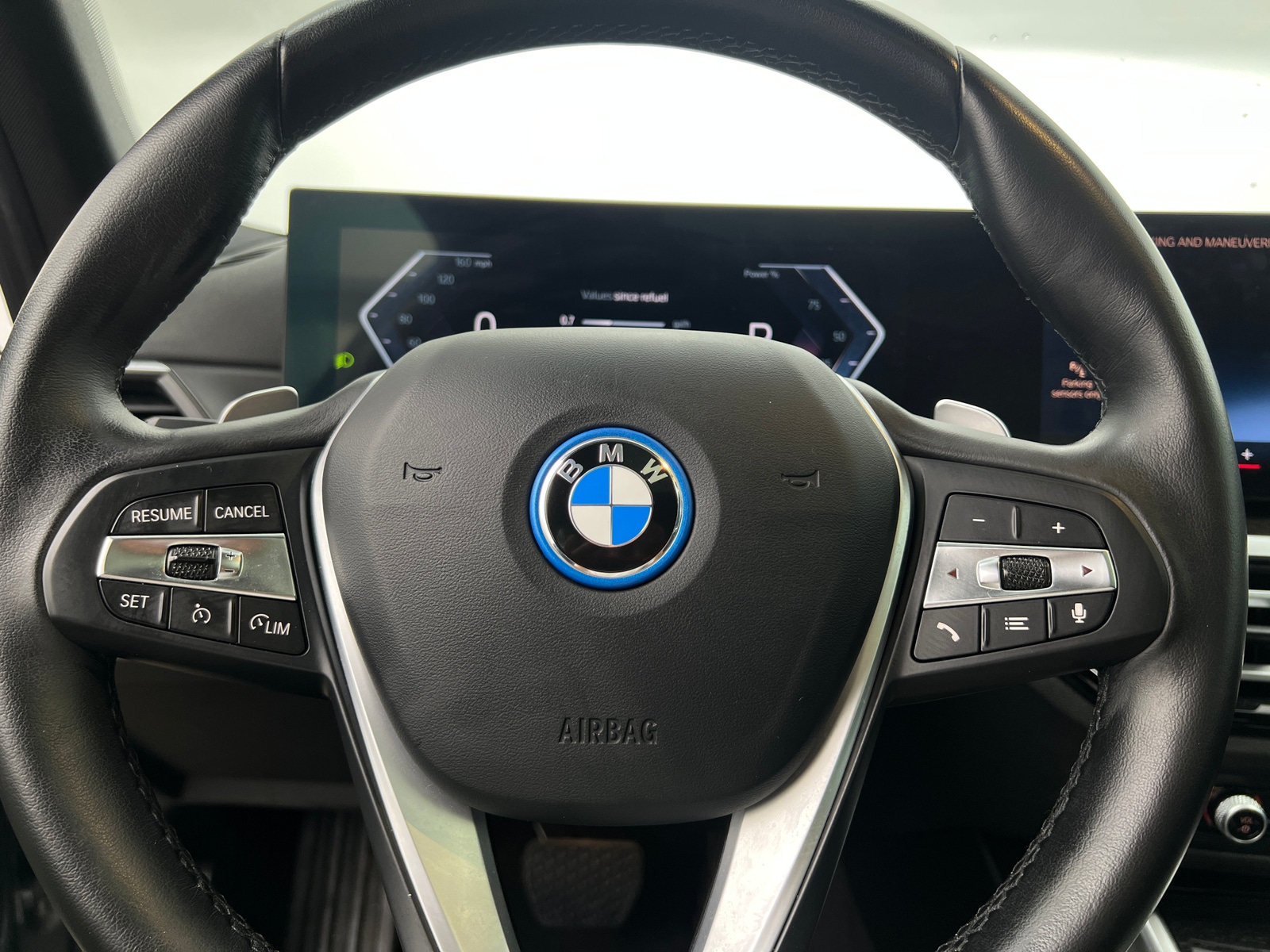 Thumbnail: 2023 BMW 3 Series - 4
