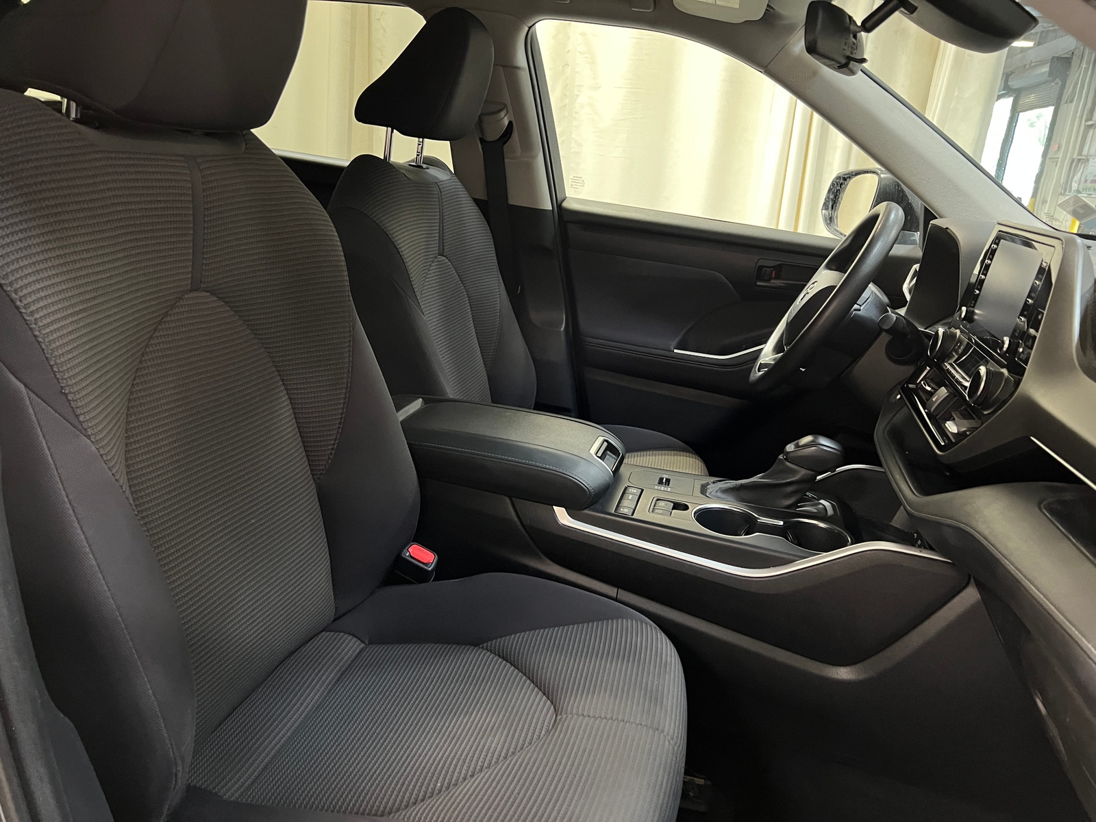 Thumbnail: 2021 Toyota Highlander - 2