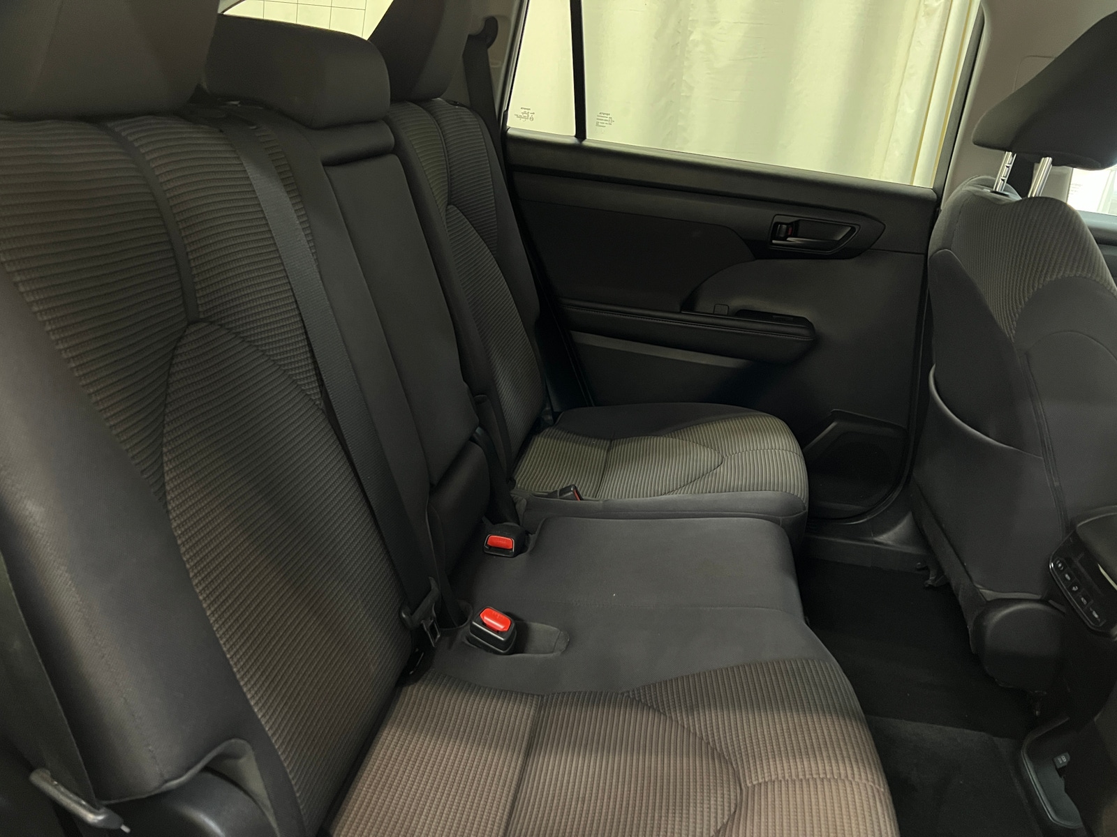 Thumbnail: 2021 Toyota Highlander - 6
