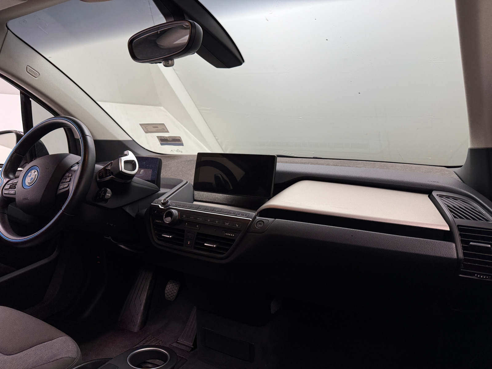 Thumbnail: 2019 BMW i3 - 3