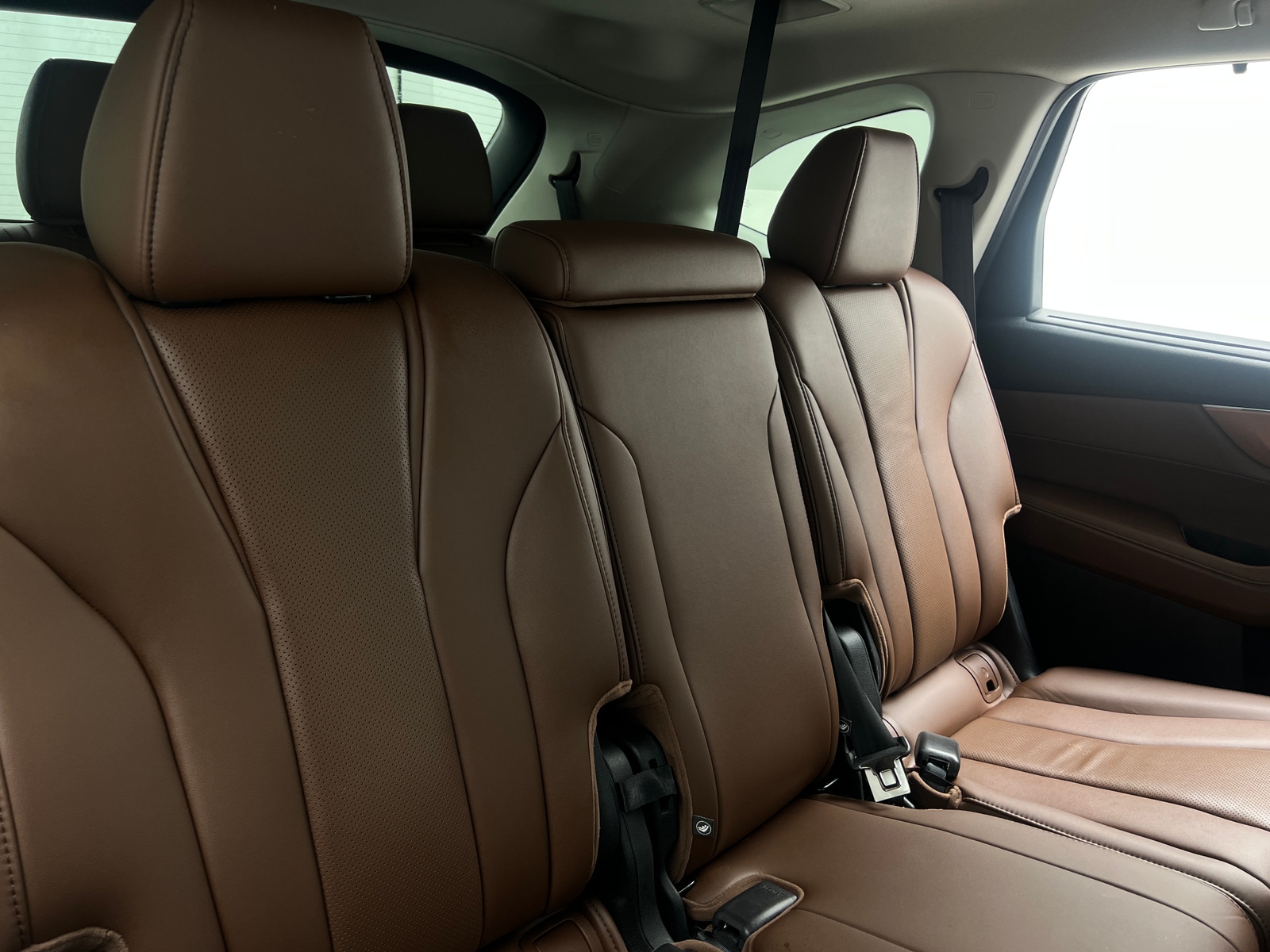 Thumbnail: 2022 Acura MDX - 5