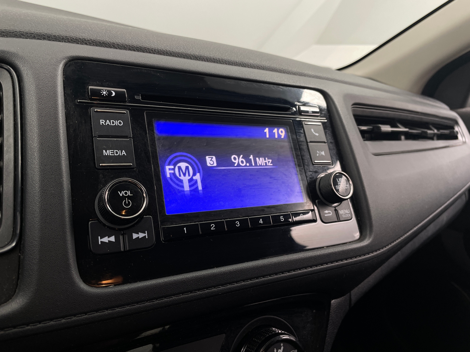 Thumbnail: 2020 Honda HR-V - 4