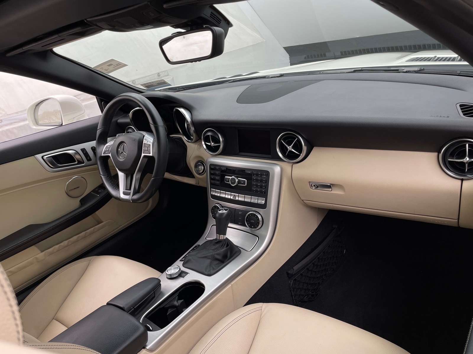 Thumbnail: 2013 Mercedes-Benz SLK - 2