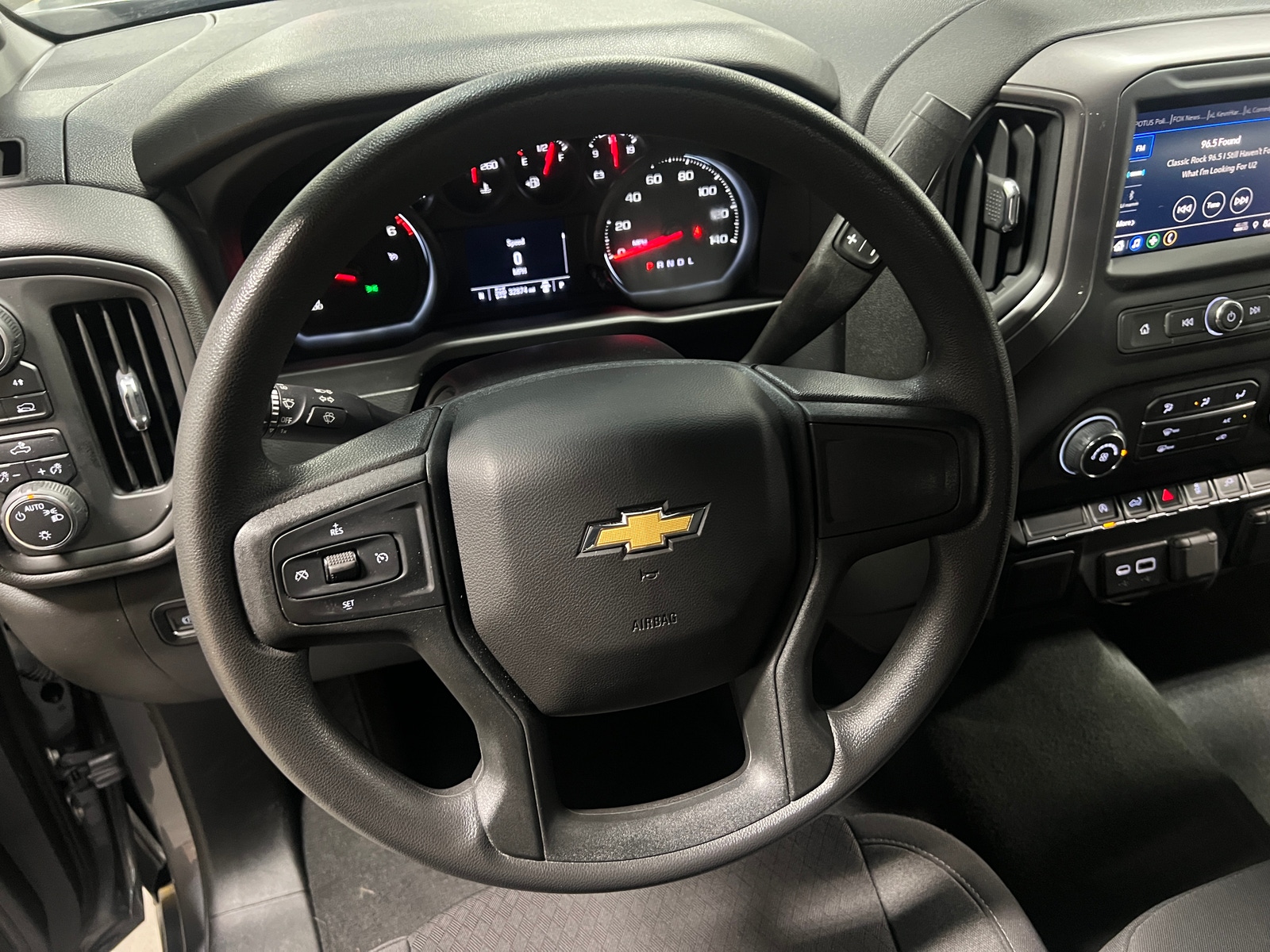 Thumbnail: 2022 Chevrolet Silverado 1500 - 5