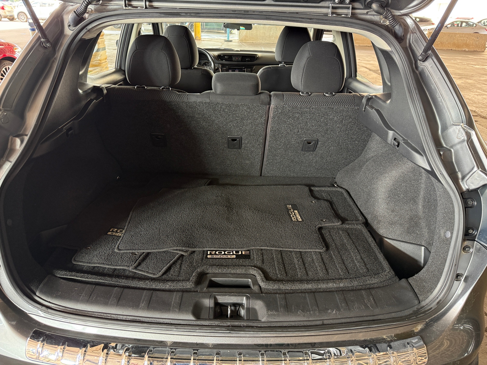Thumbnail: 2019 Nissan Rogue Sport - 7