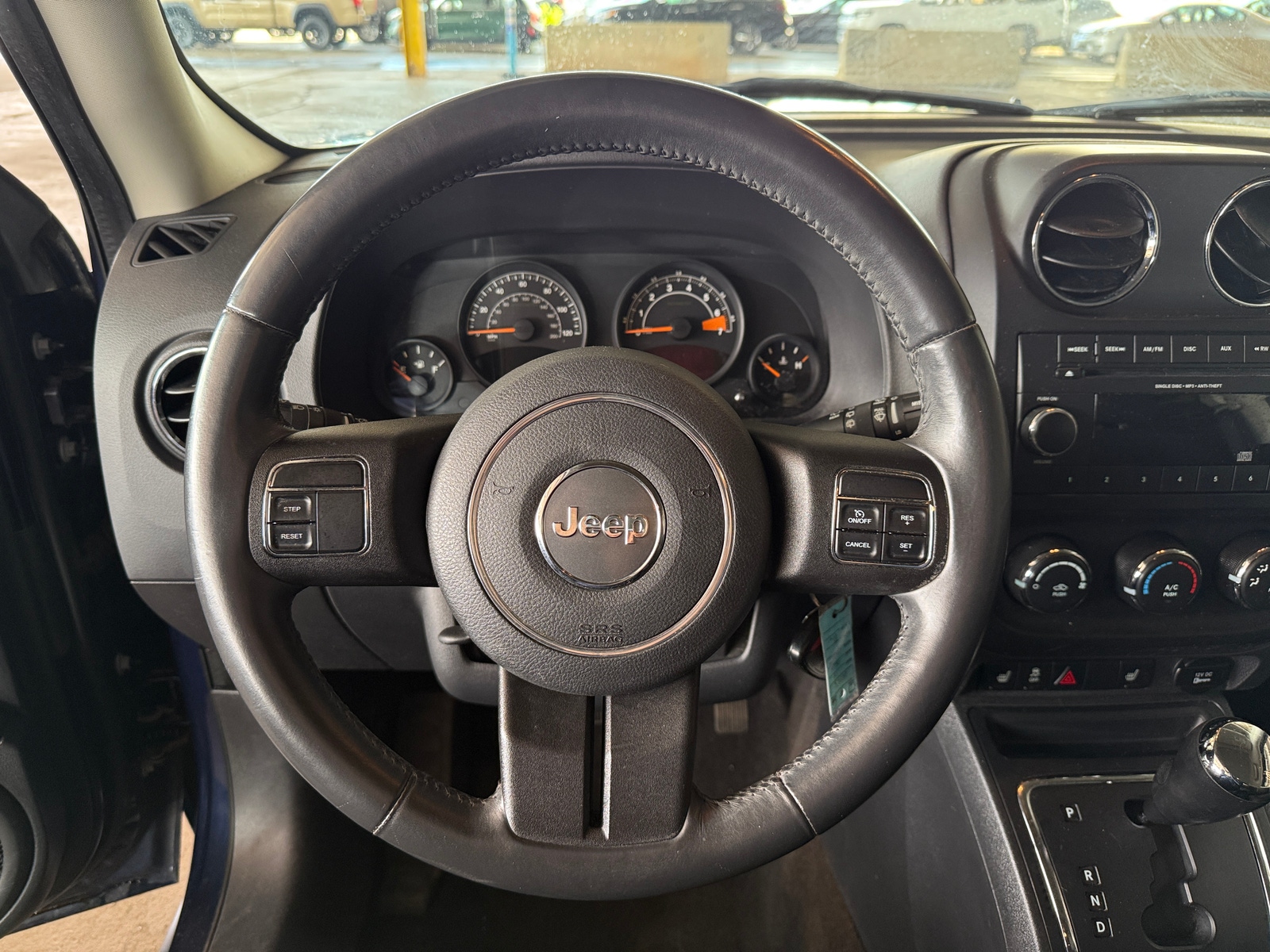 Thumbnail: 2014 Jeep Patriot - 5