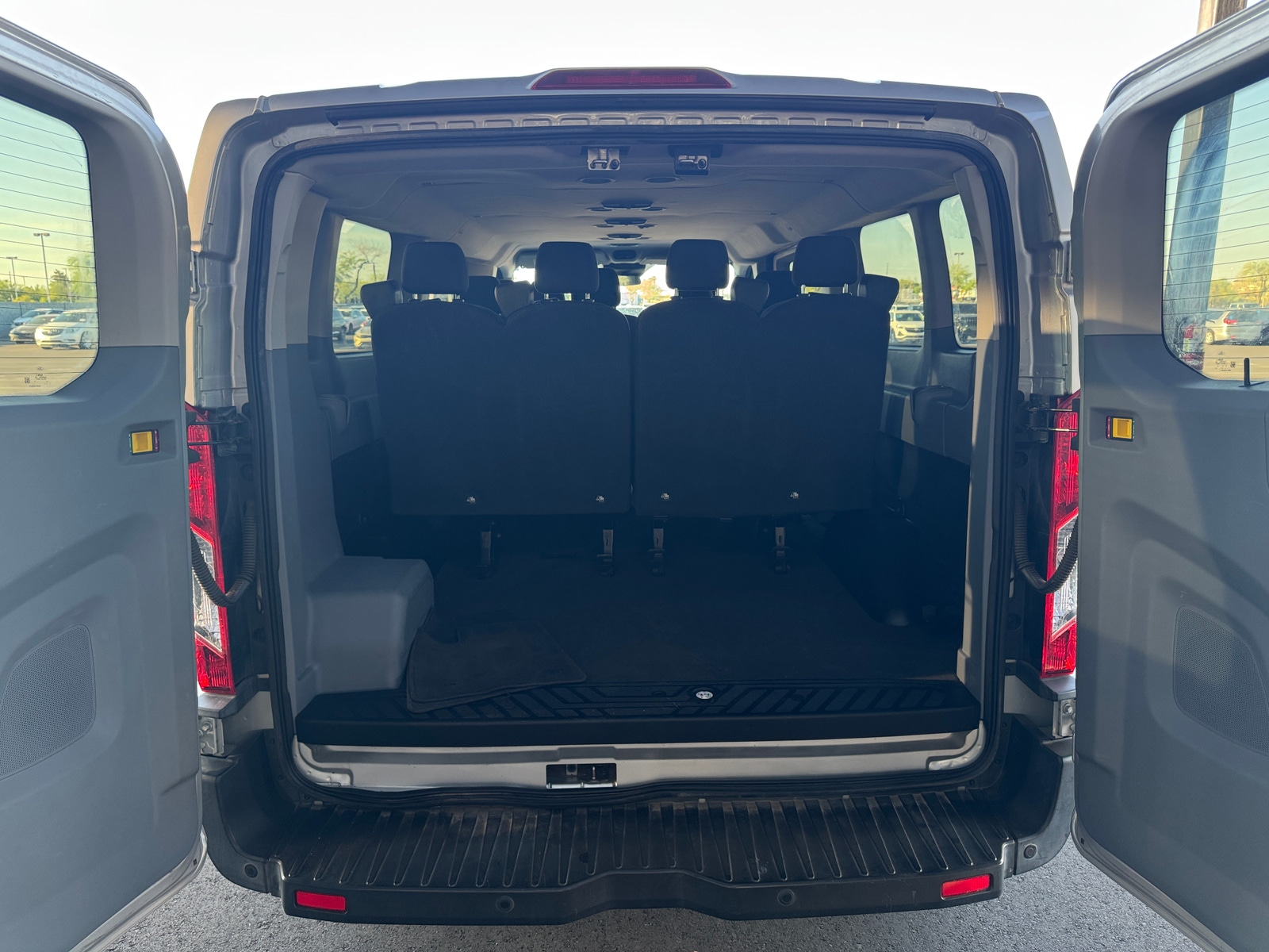 Thumbnail: 2017 Ford Transit Series - 7