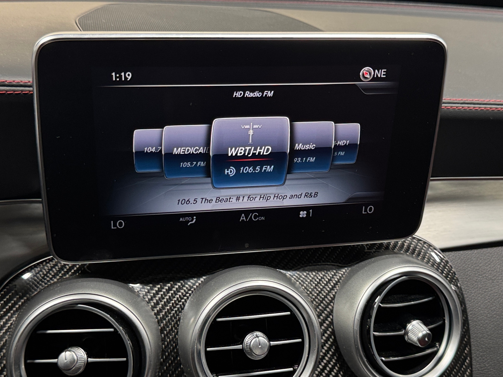 Thumbnail: 2016 Mercedes-Benz C-Class - 3