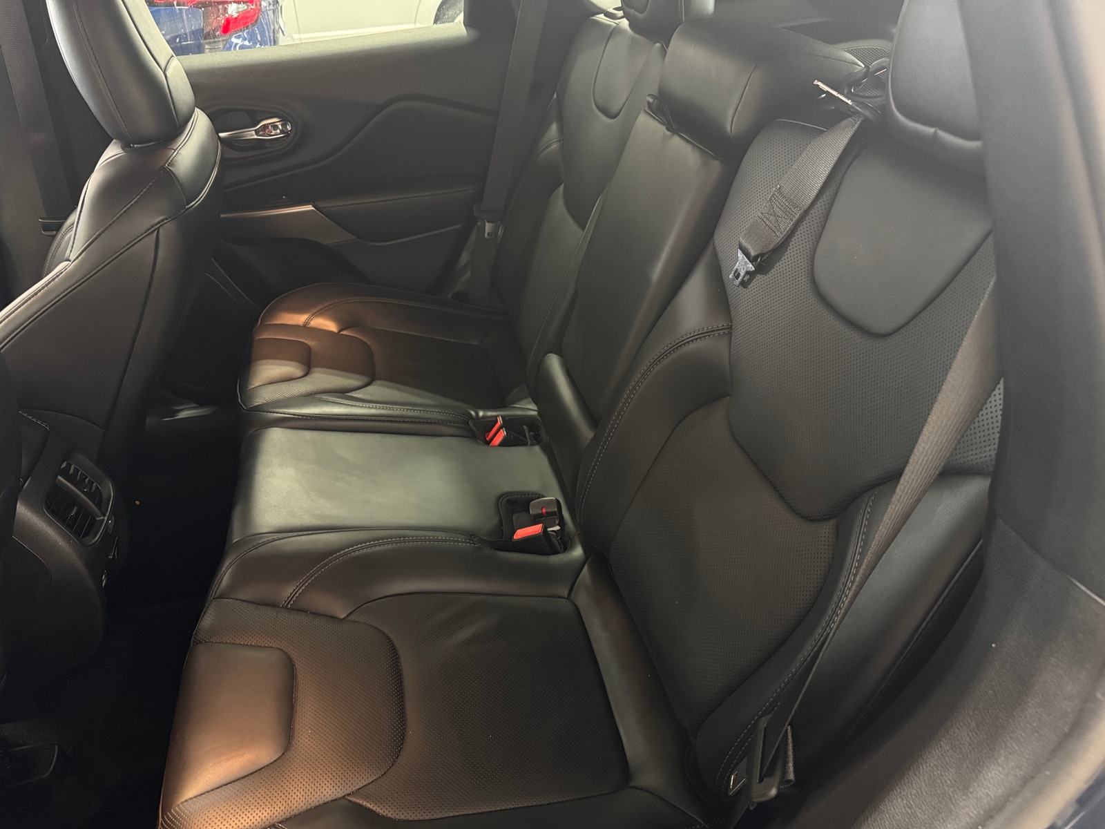 Thumbnail: 2021 Jeep Cherokee - 5