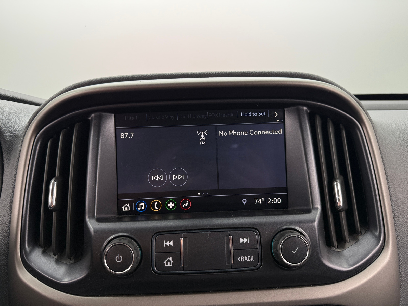 Thumbnail: 2019 Chevrolet Colorado - 3