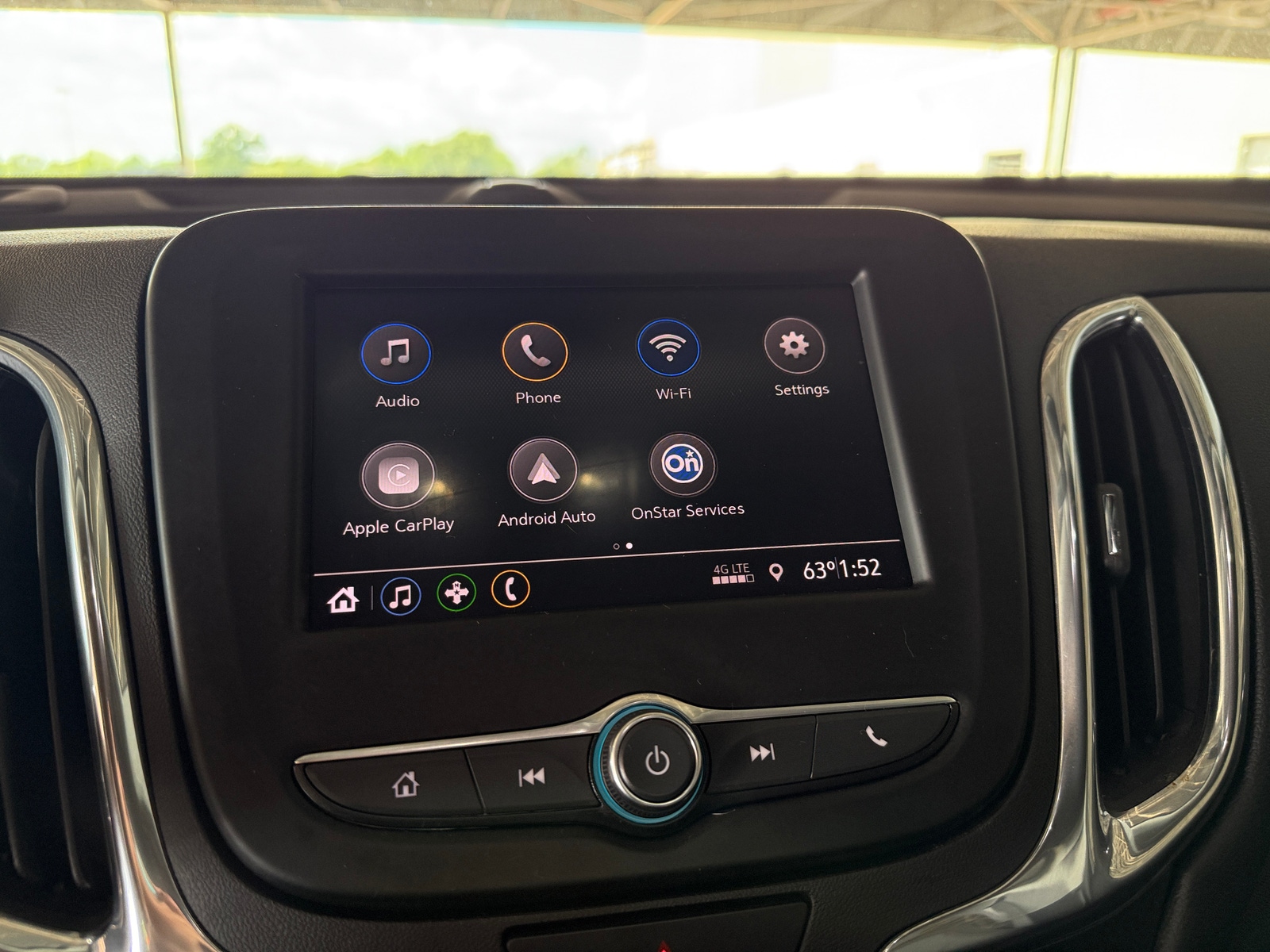 Thumbnail: 2020 Chevrolet Equinox - 4