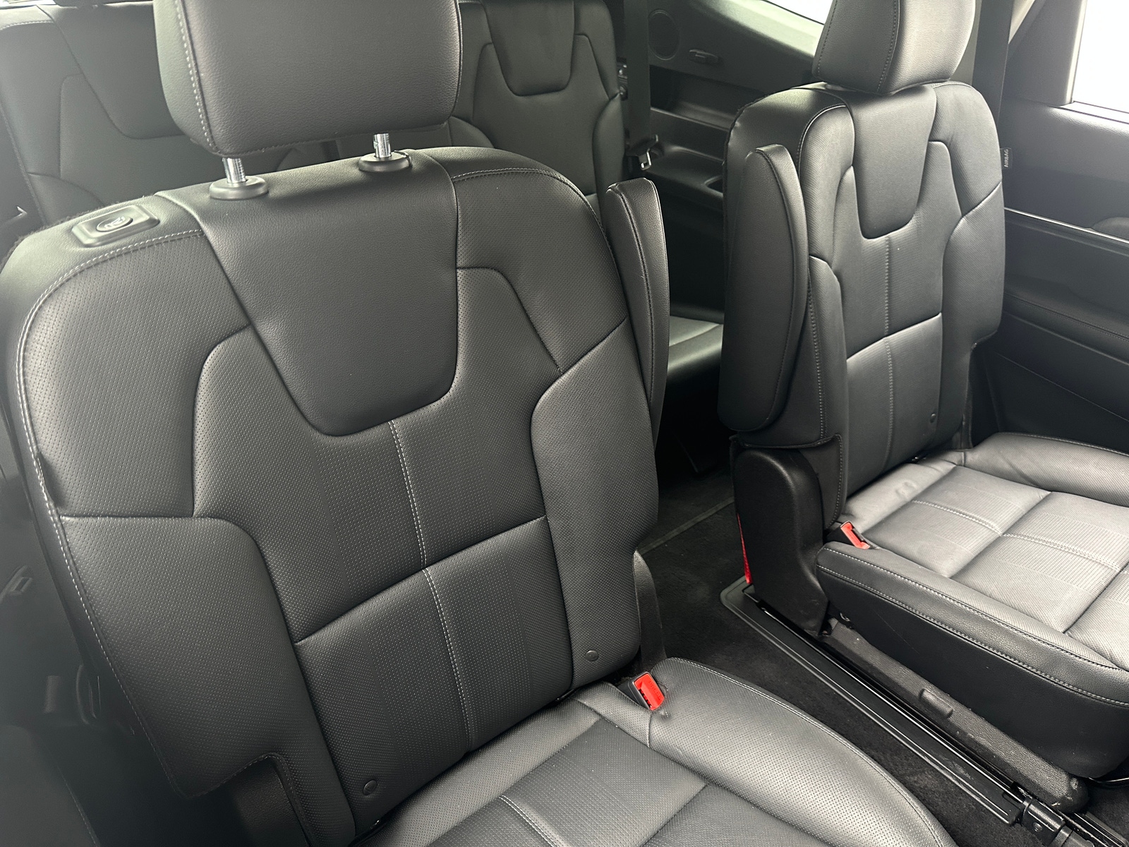 Thumbnail: 2023 Kia Telluride - 5
