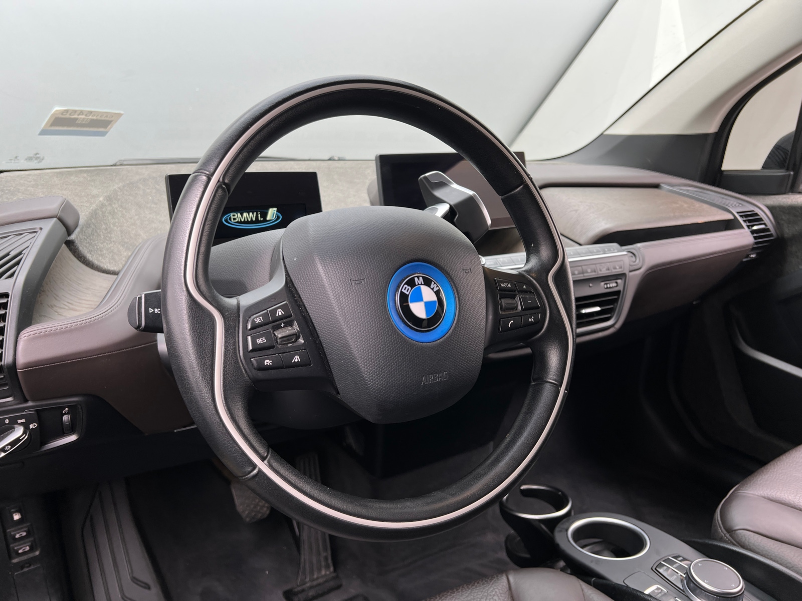 Thumbnail: 2018 BMW i3 - 4