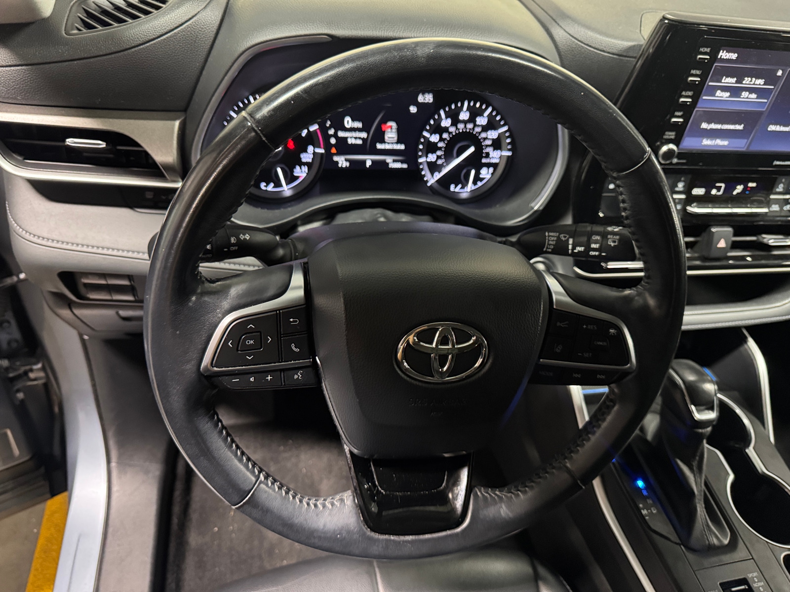 Thumbnail: 2021 Toyota Highlander - 4