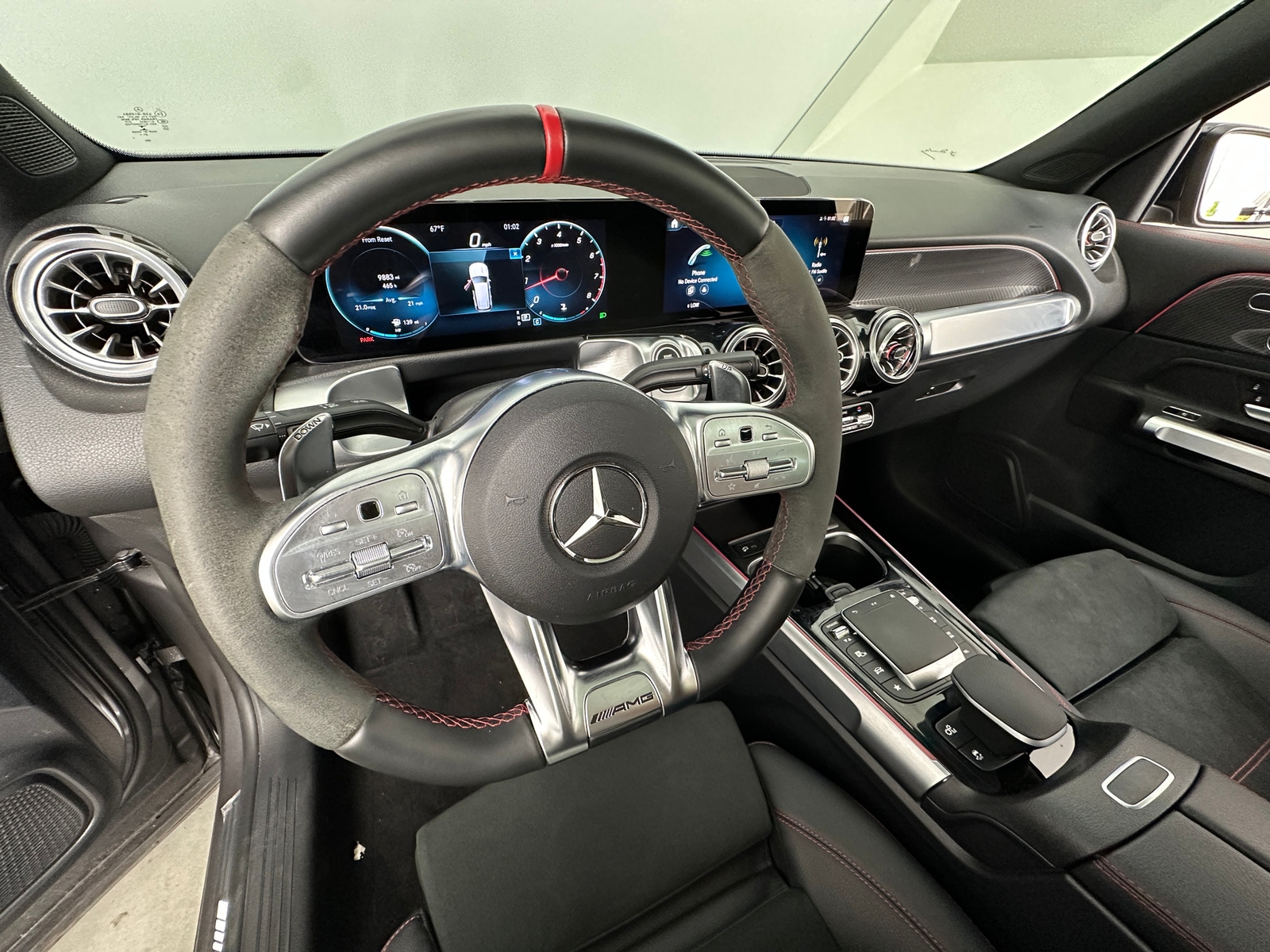 Thumbnail: 2022 Mercedes-Benz GLB - 2