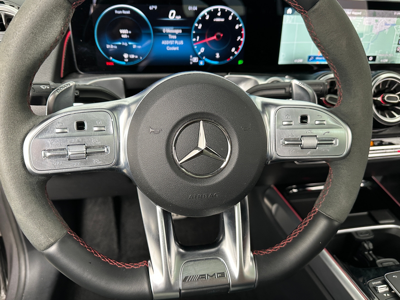 Thumbnail: 2022 Mercedes-Benz GLB - 4