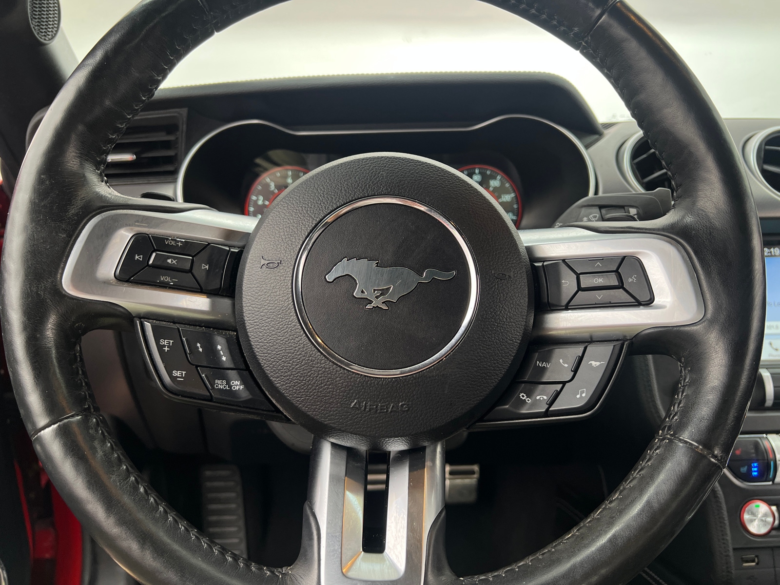 Thumbnail: 2019 Ford Mustang - 4