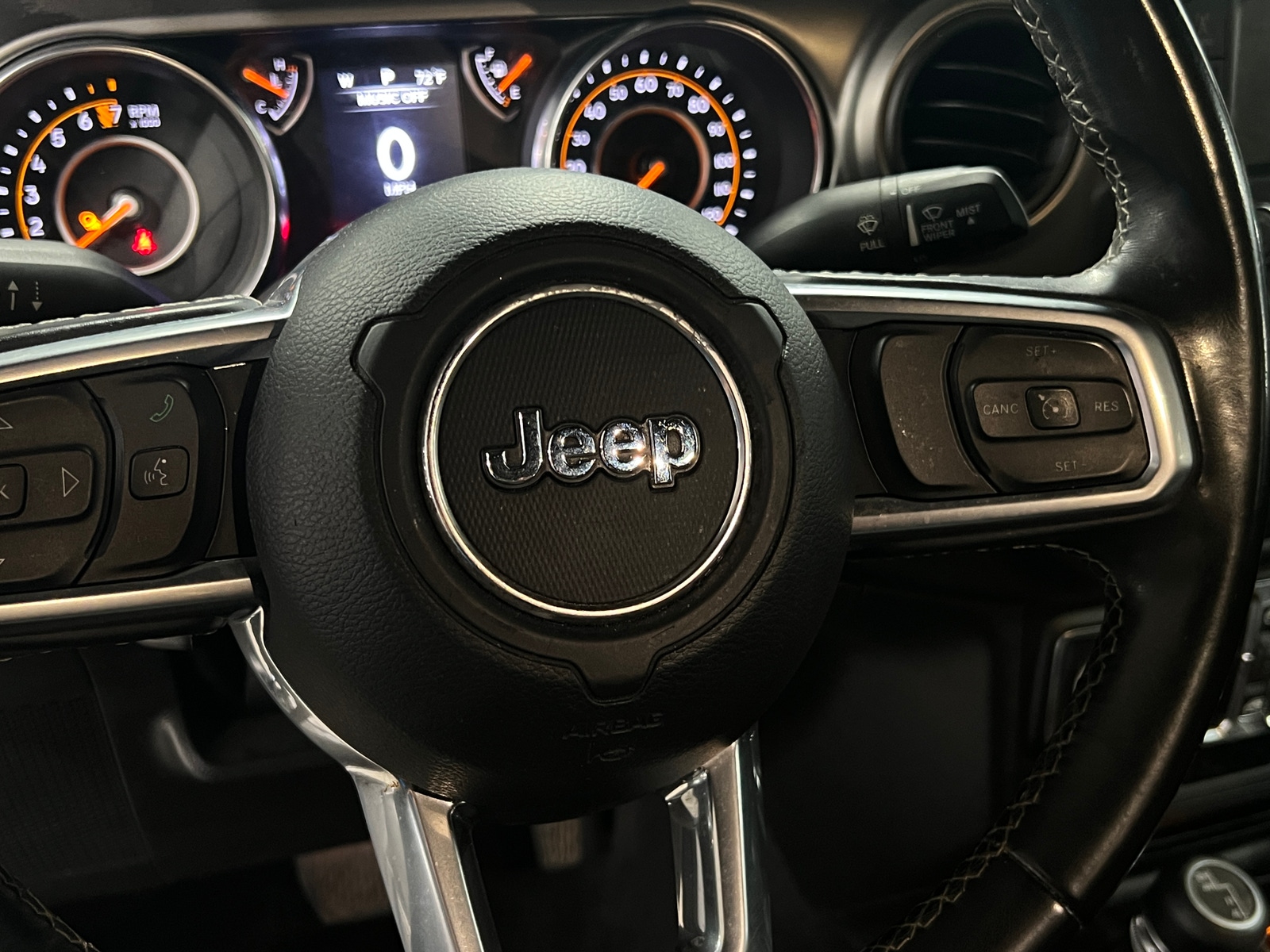 Thumbnail: 2020 Jeep Gladiator - 5