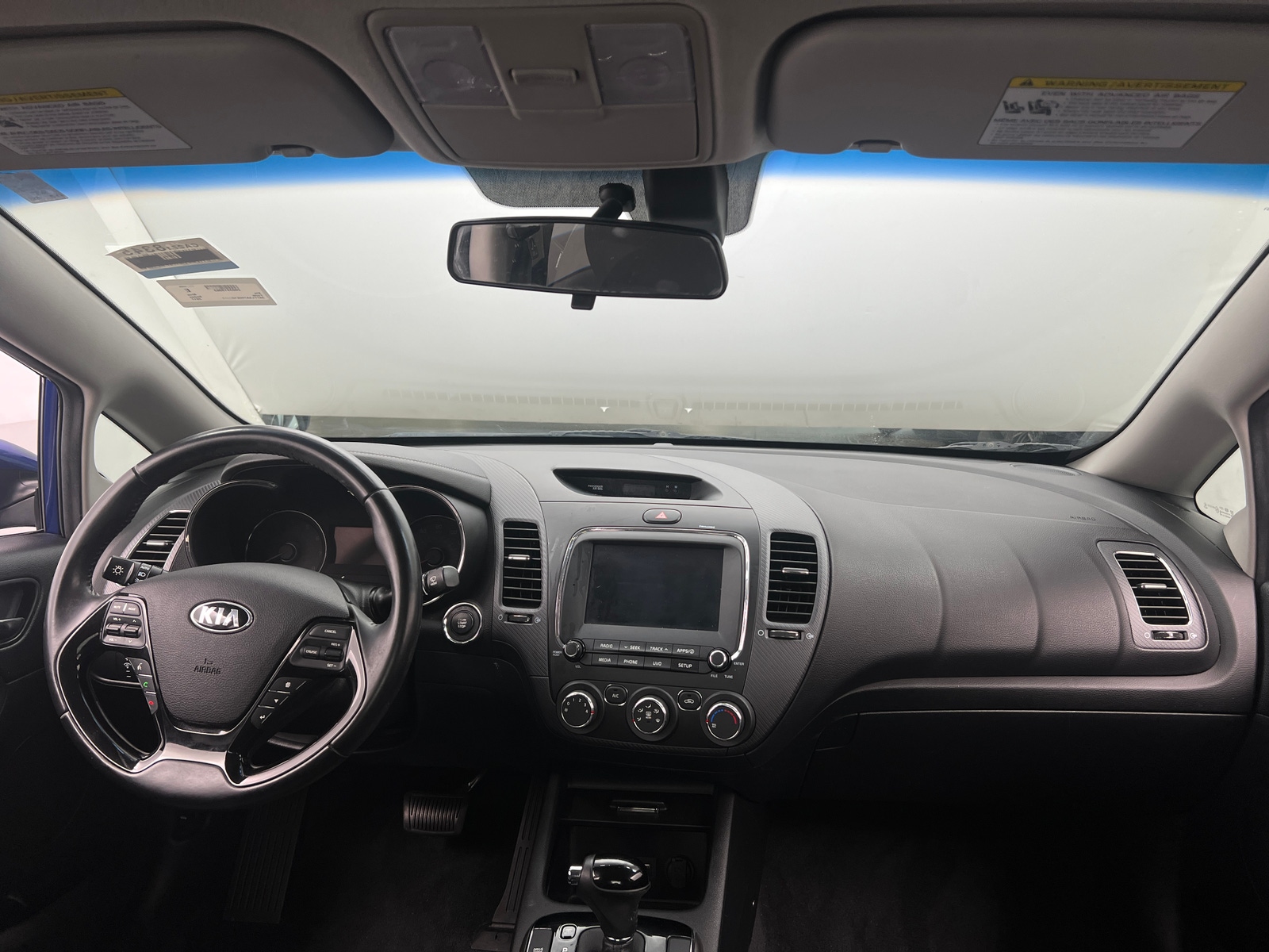 Thumbnail: 2017 Kia Forte - 3