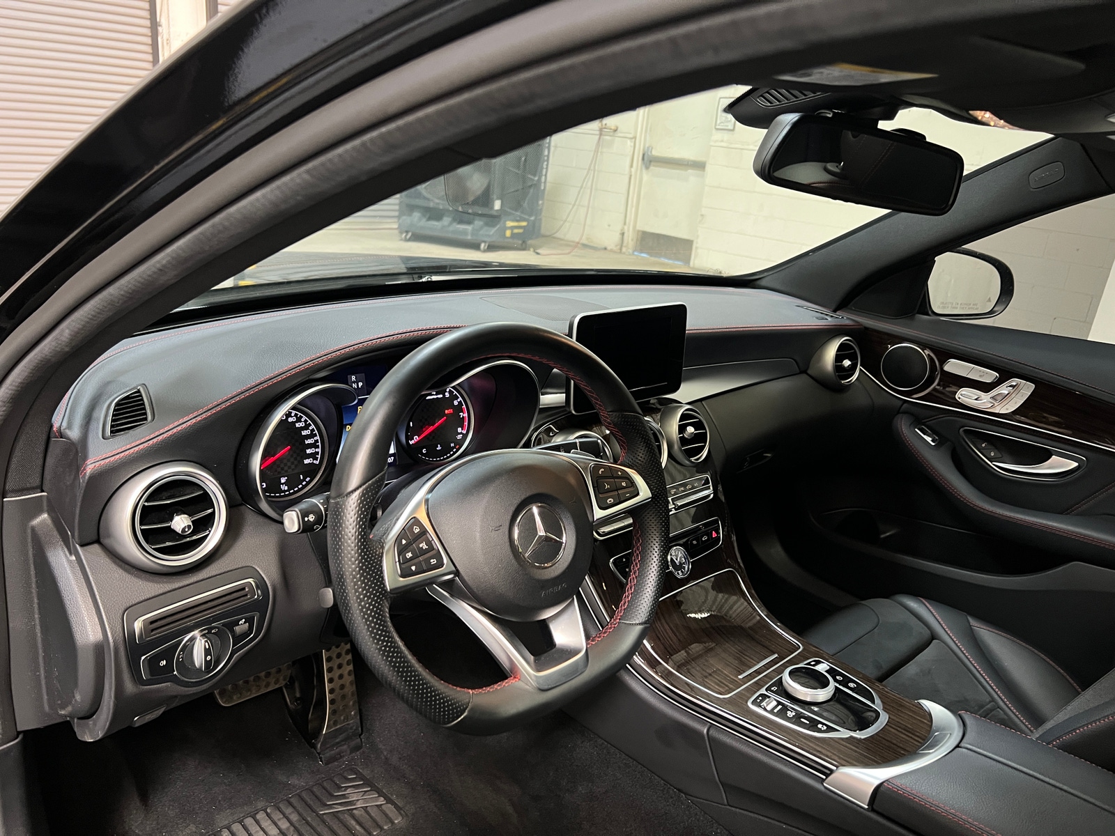 Thumbnail: 2018 Mercedes-Benz C-Class - 2